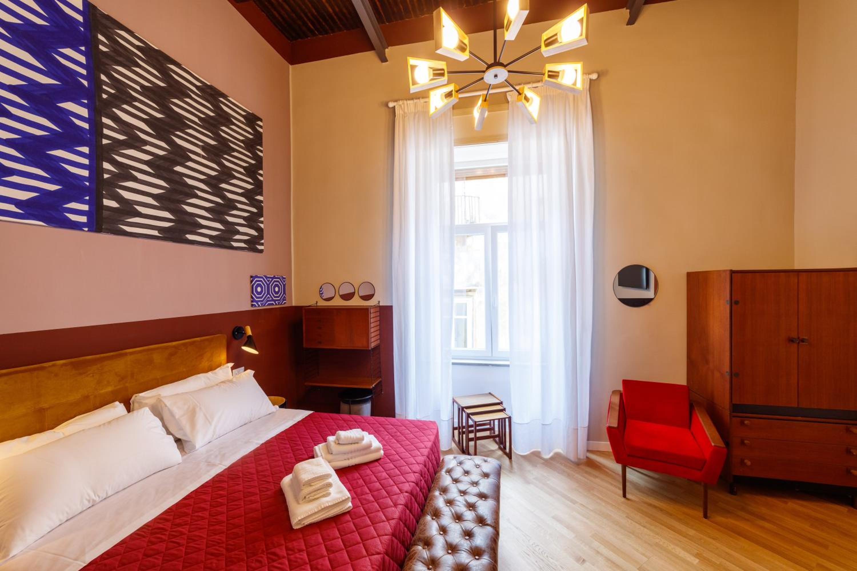 Design Apartments next Bellini Square