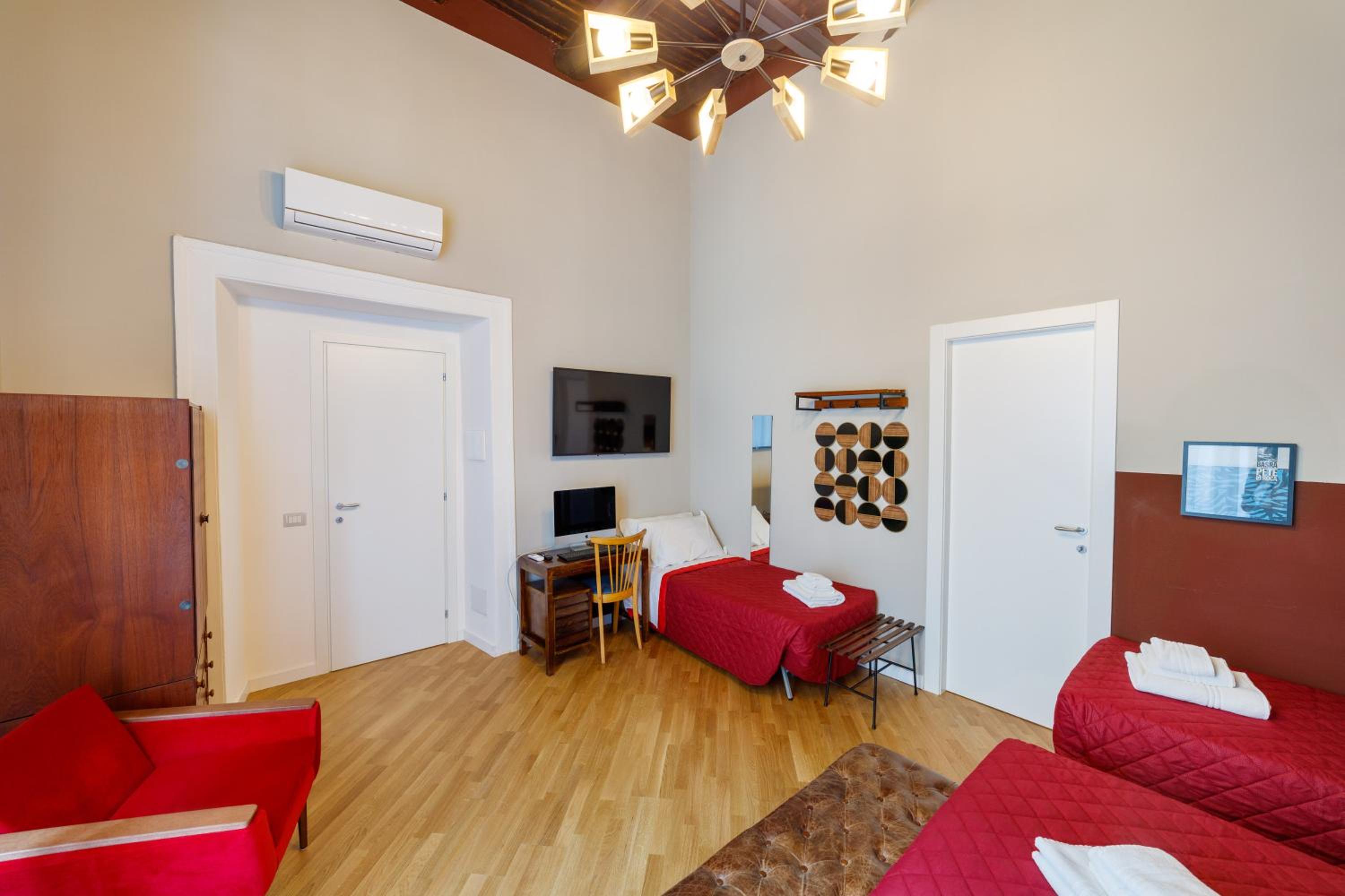 Design Apartments next Bellini Square