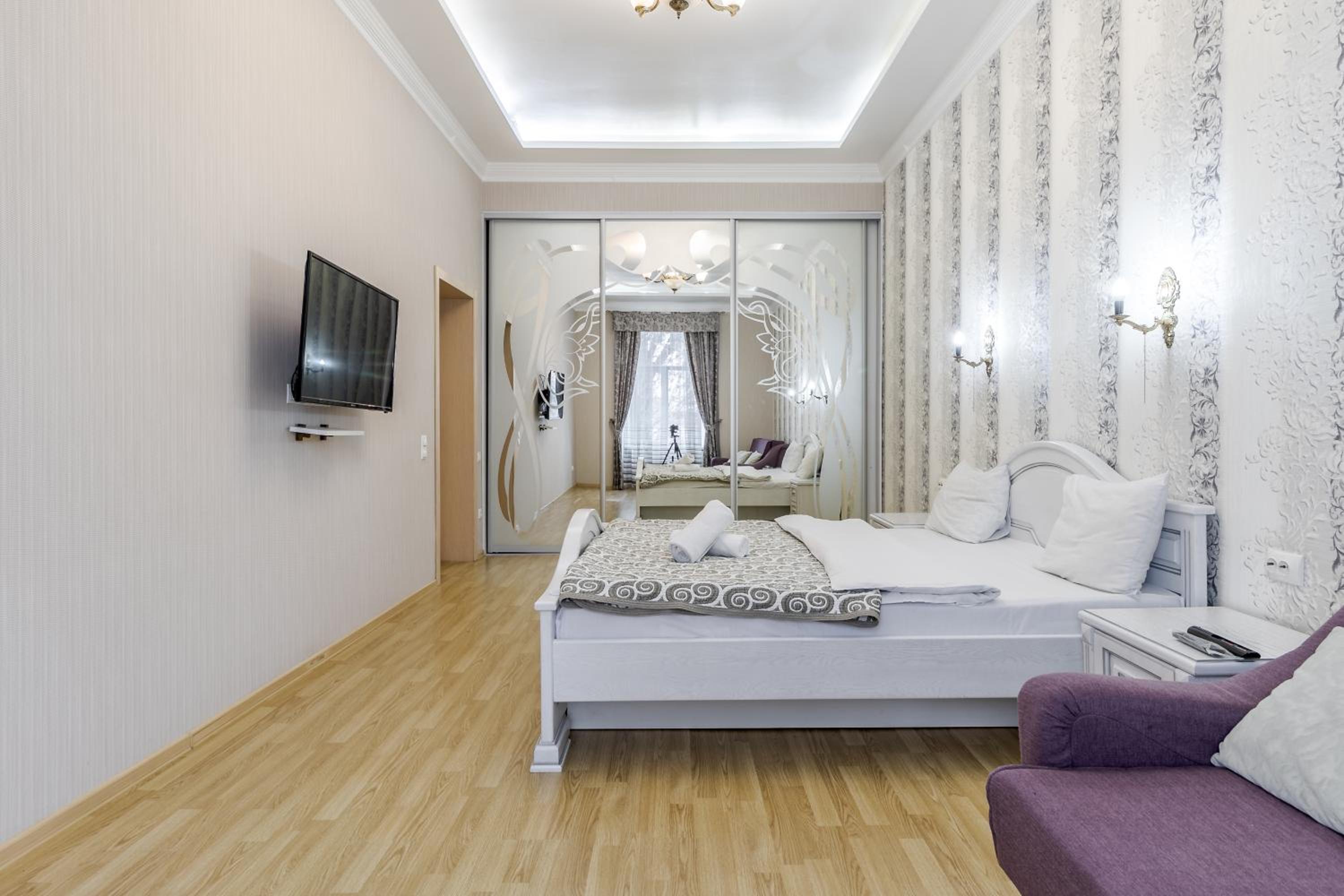 Vynnychenka apartment view 2
