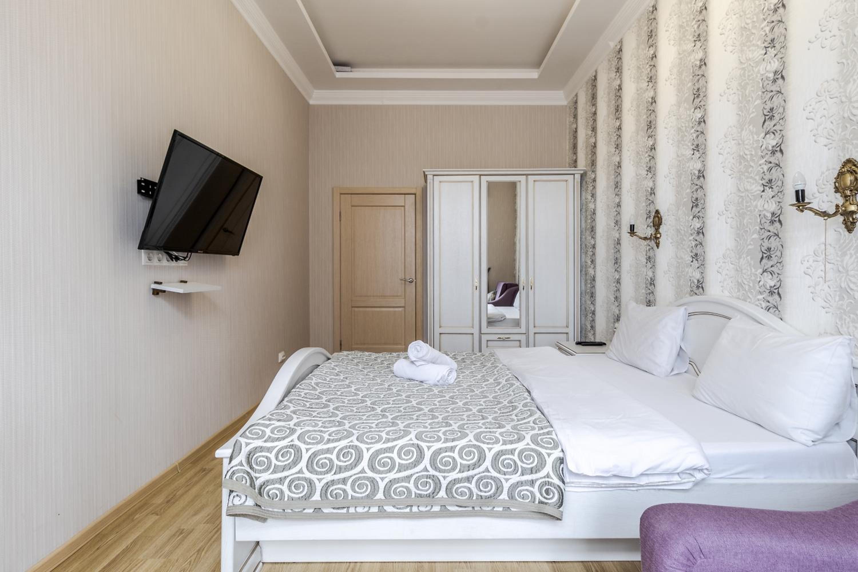 Vynnychenka apartment view 3