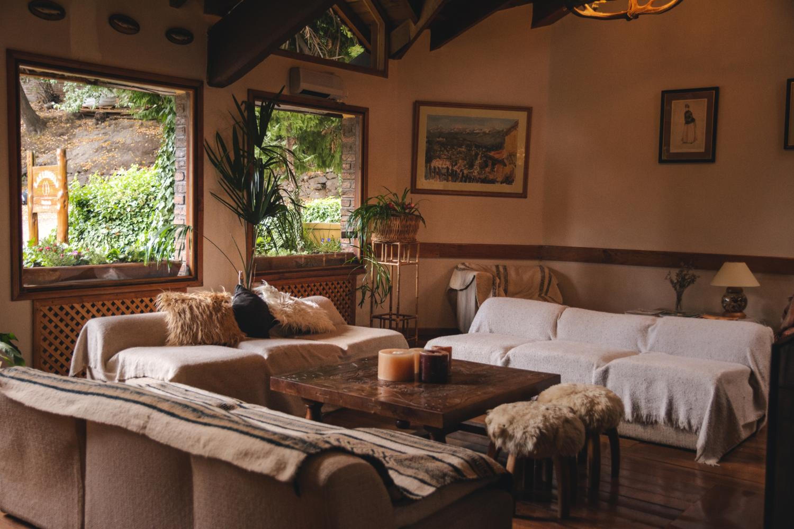 Hosteria Las Lengas by Visionnaire