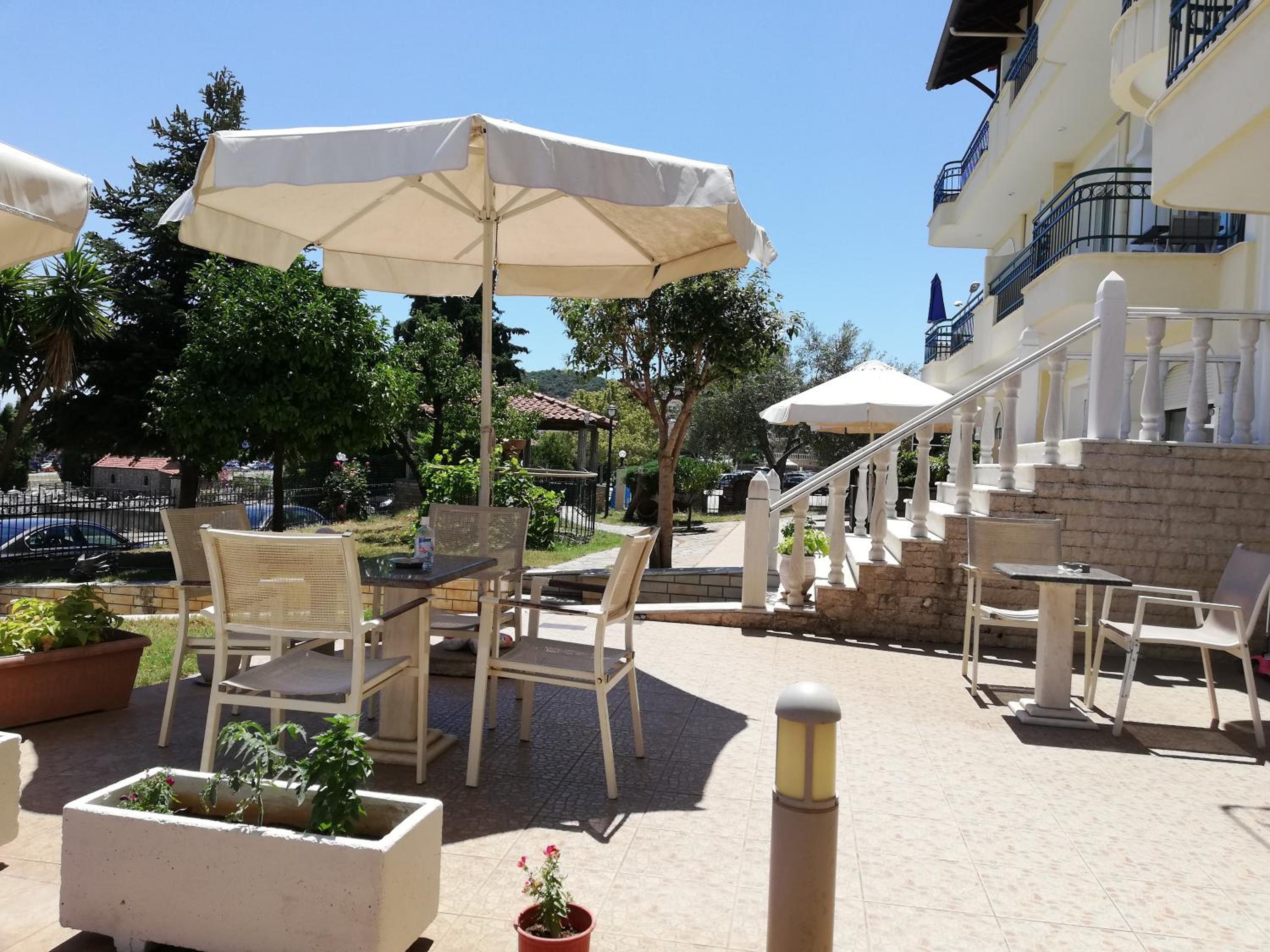 outdoor BBQ area