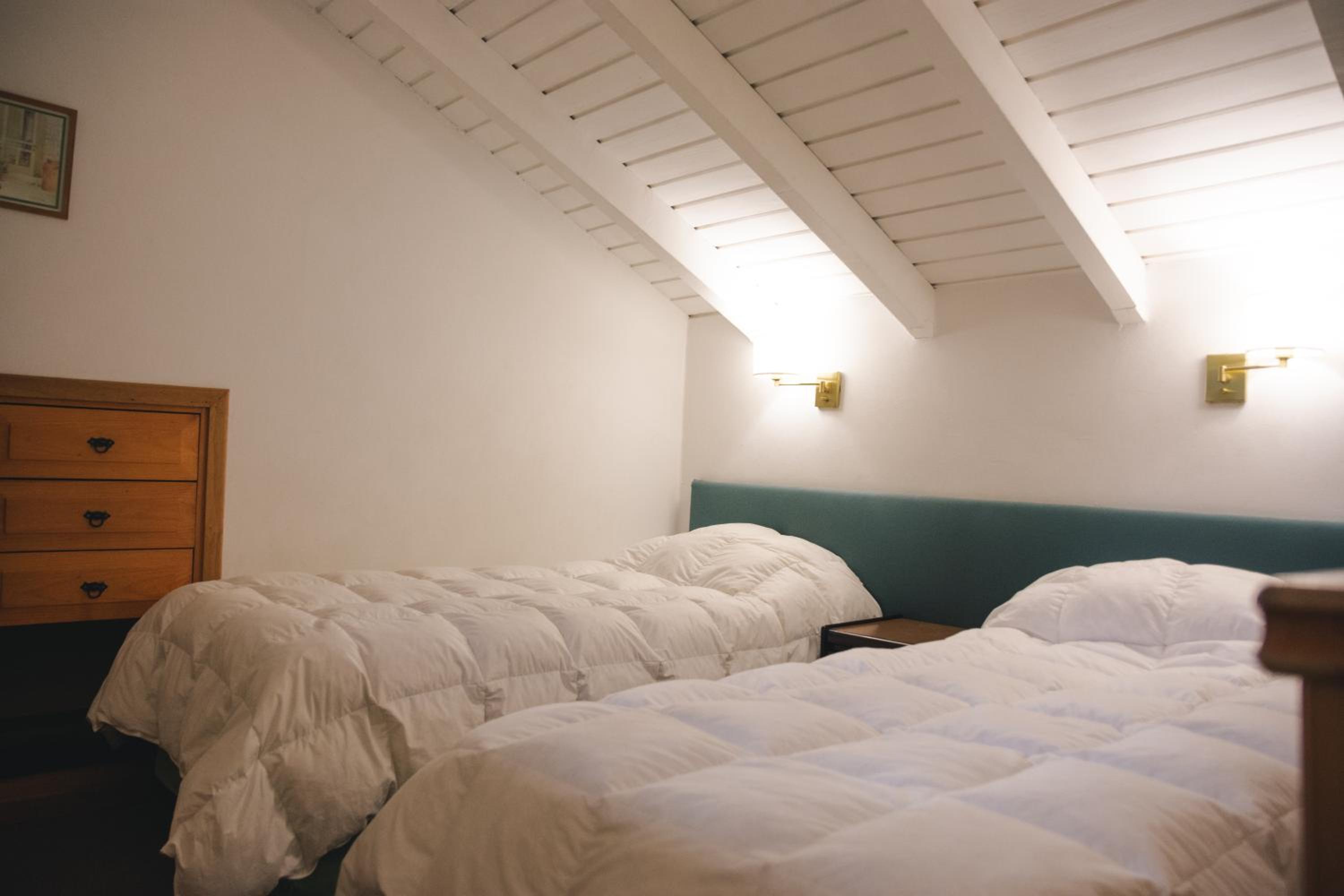 Hosteria Las Lengas by Visionnaire