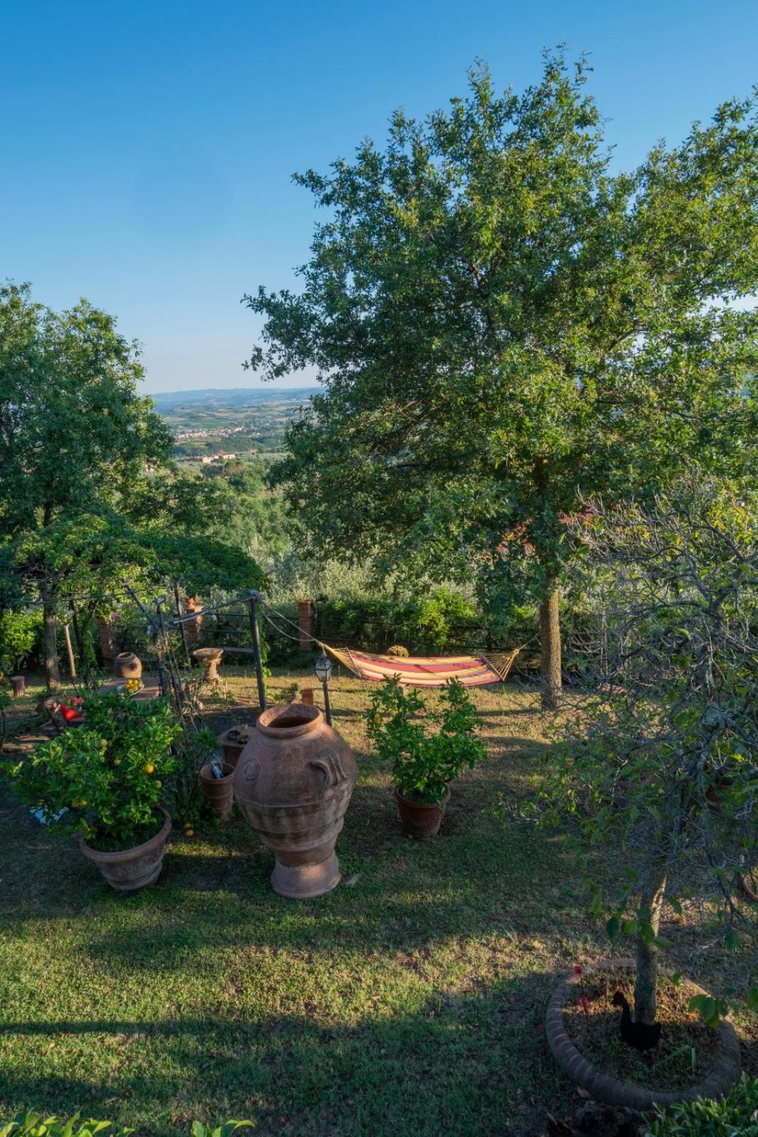 Poggio Leporaia view 3