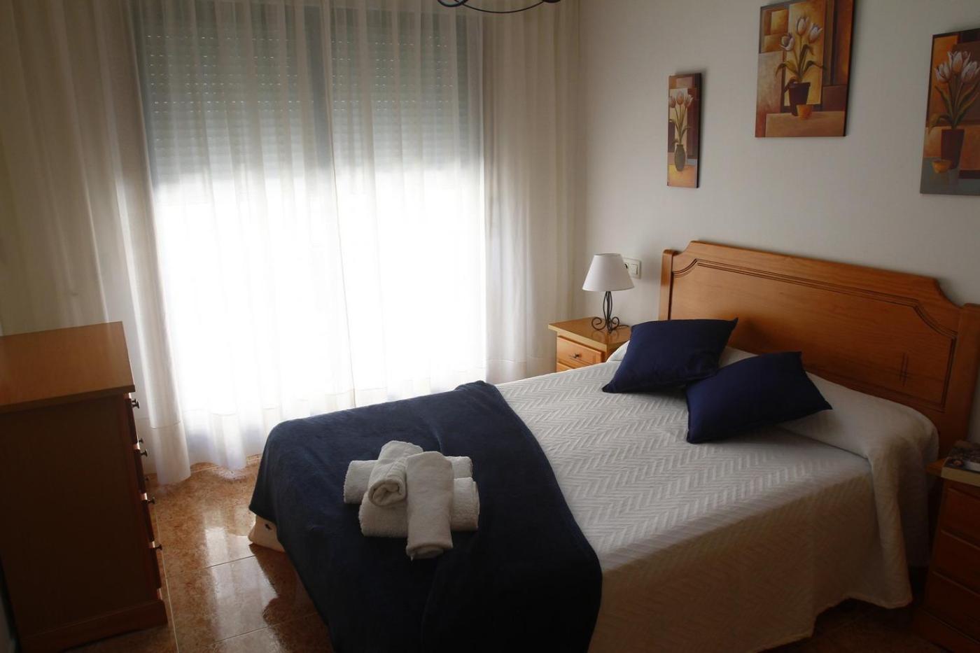Desconectaengalicia La Perla, piscina y parking view 3