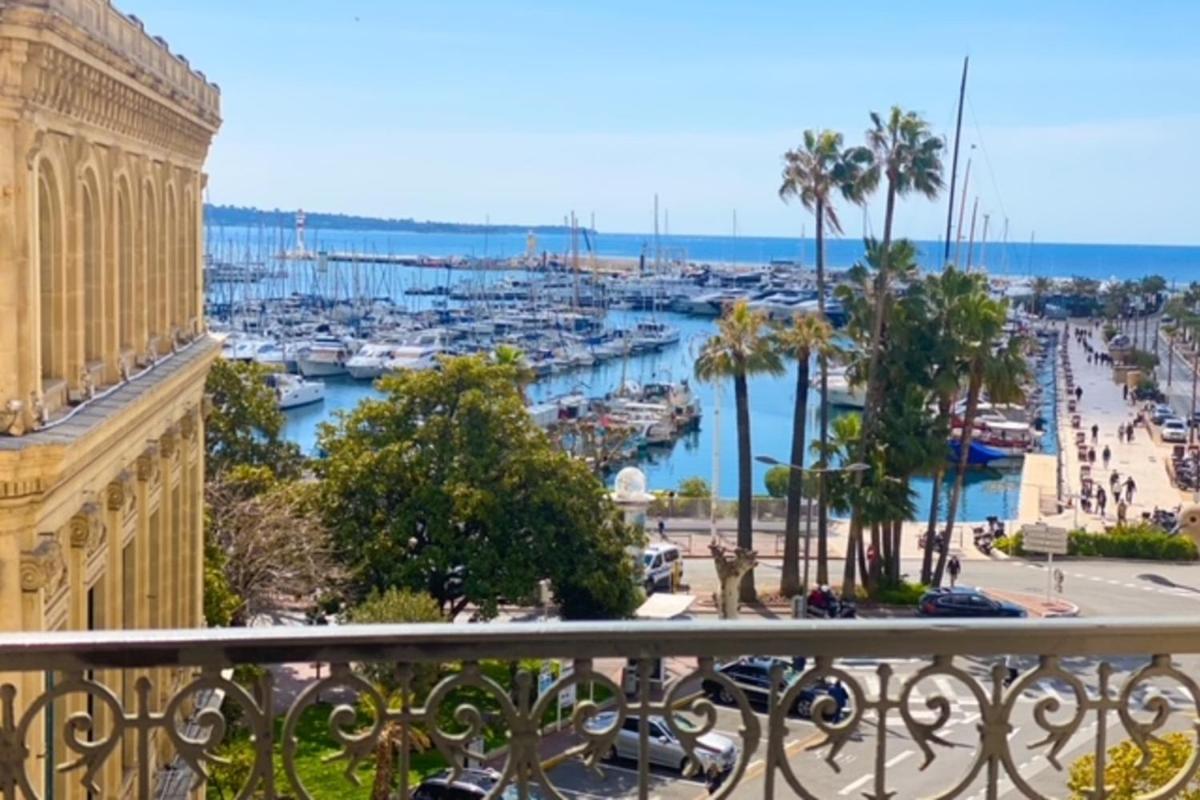 Quai St Pierre 2 bedrooms apt with sea view photo 2