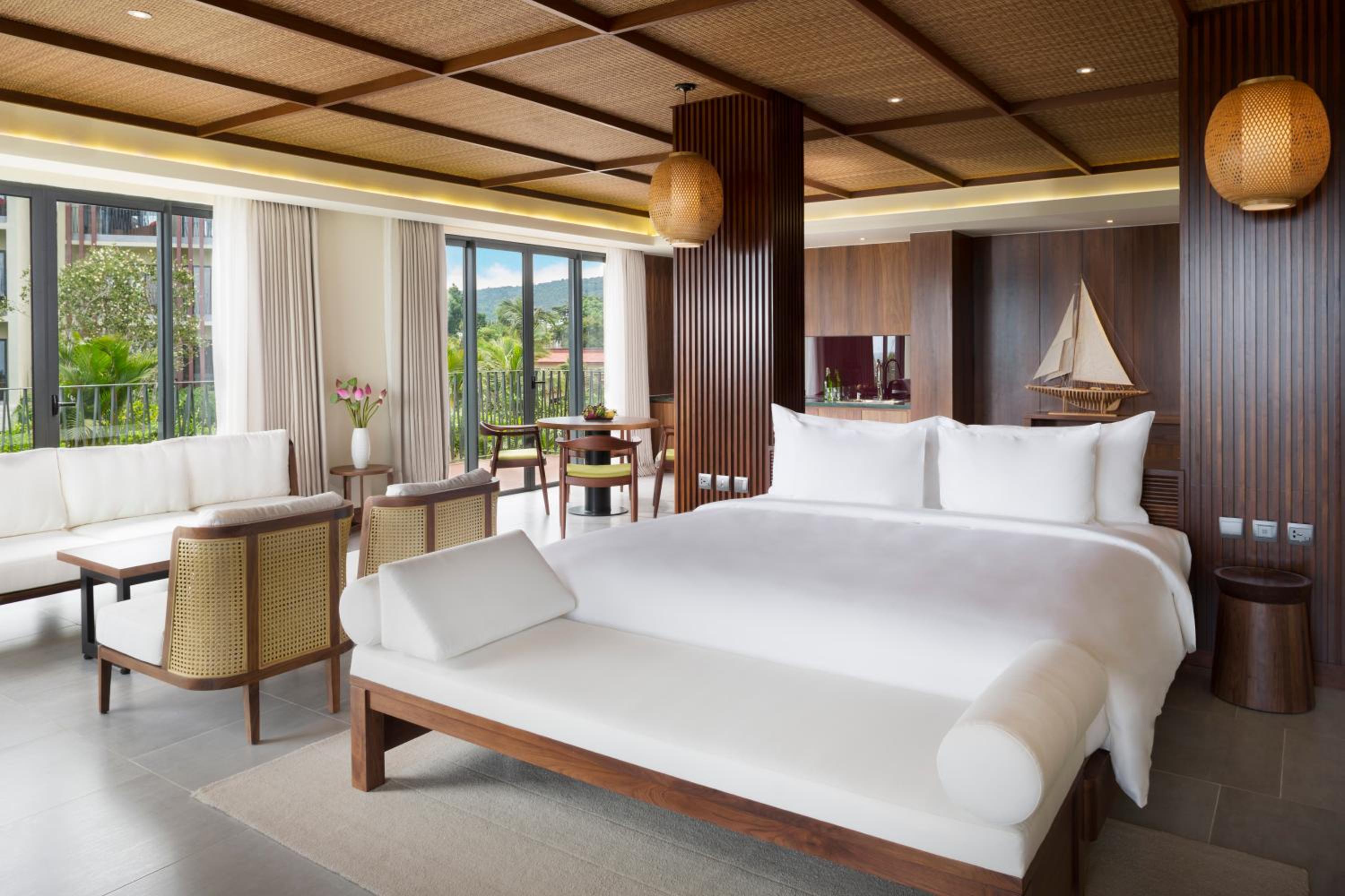 Dusit Princess Moonrise Beach Resort