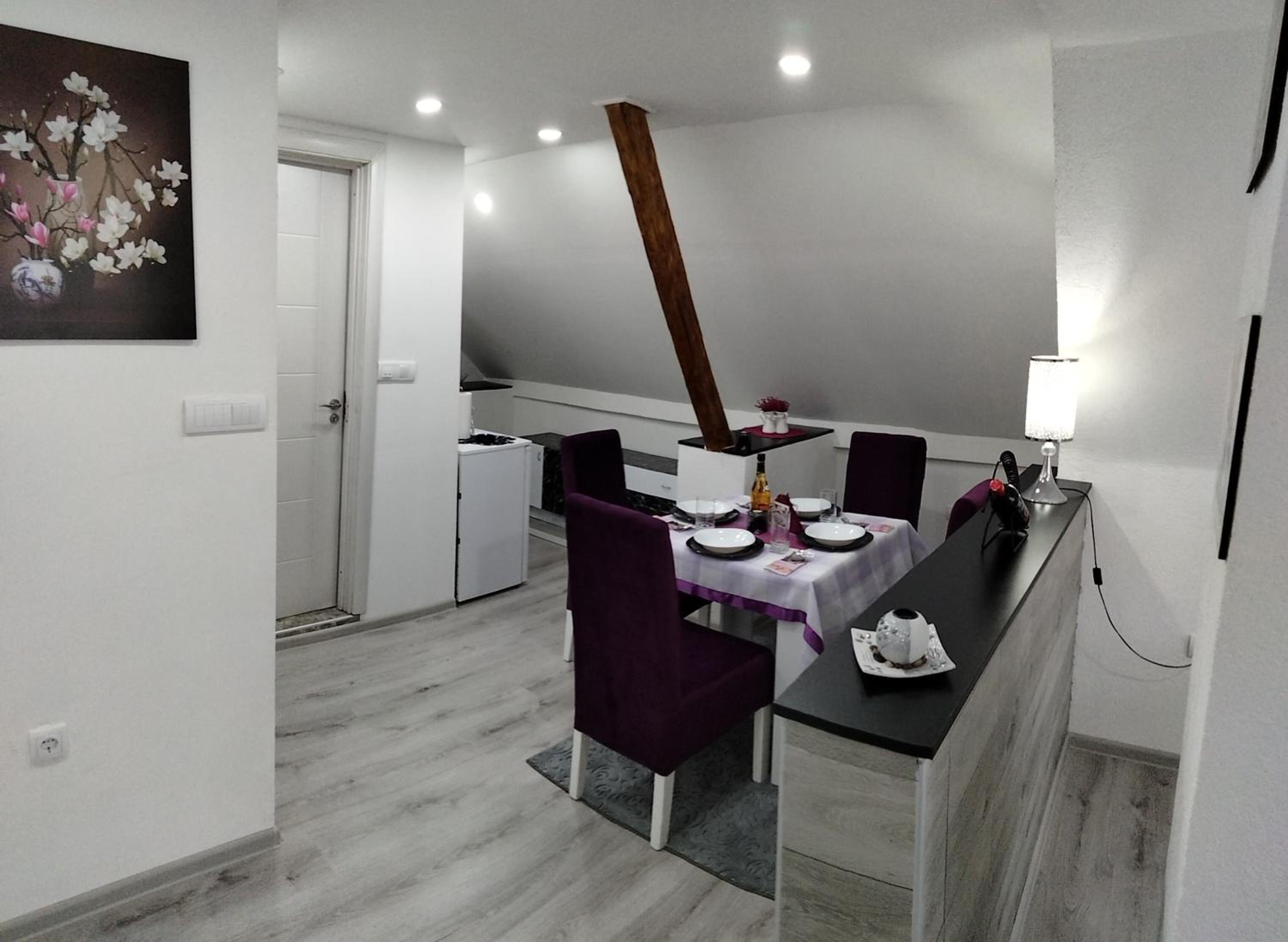 Apartmani Zlatarski DAR view 3
