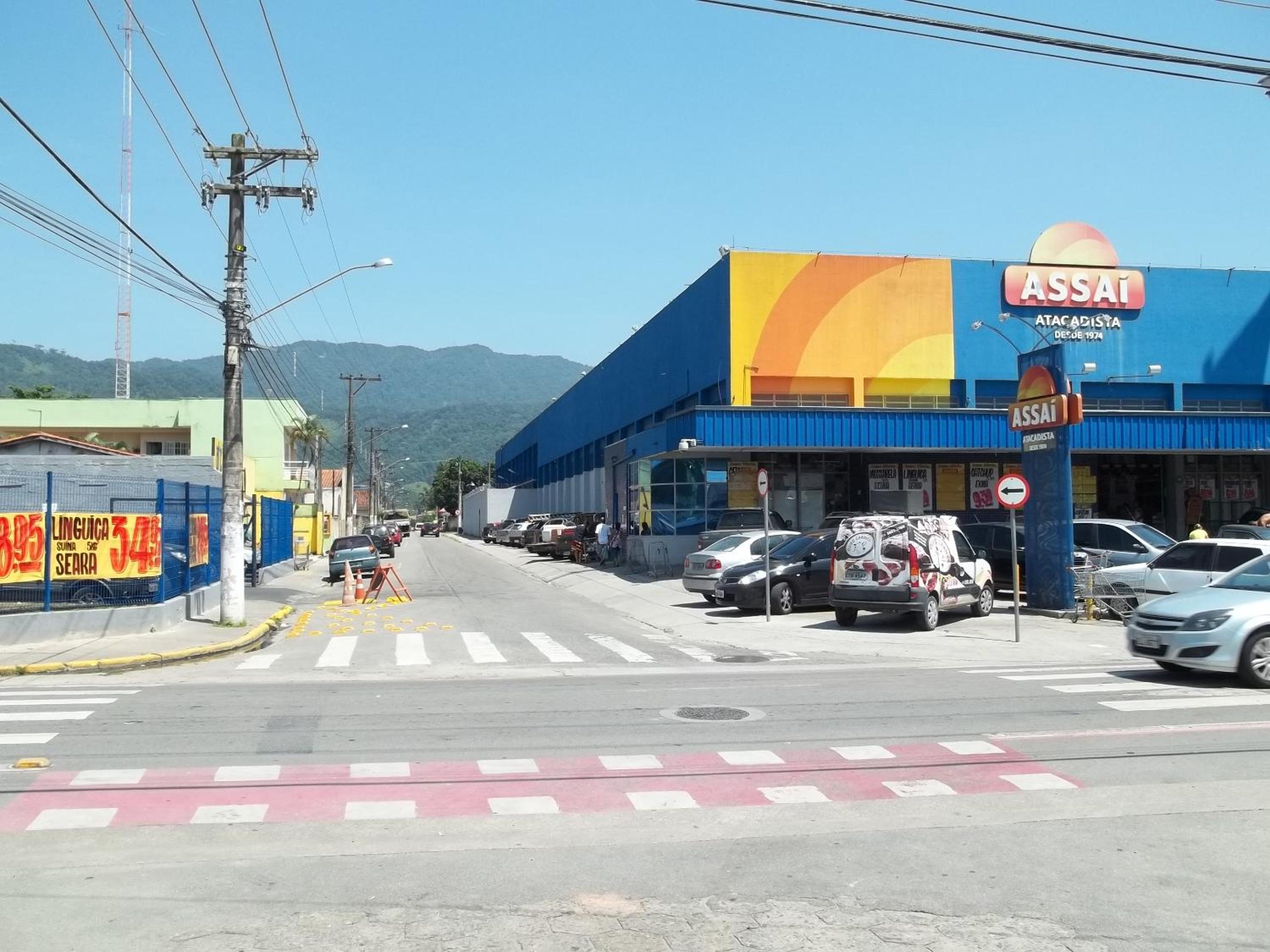 Casa Caraguatatuba no Centro