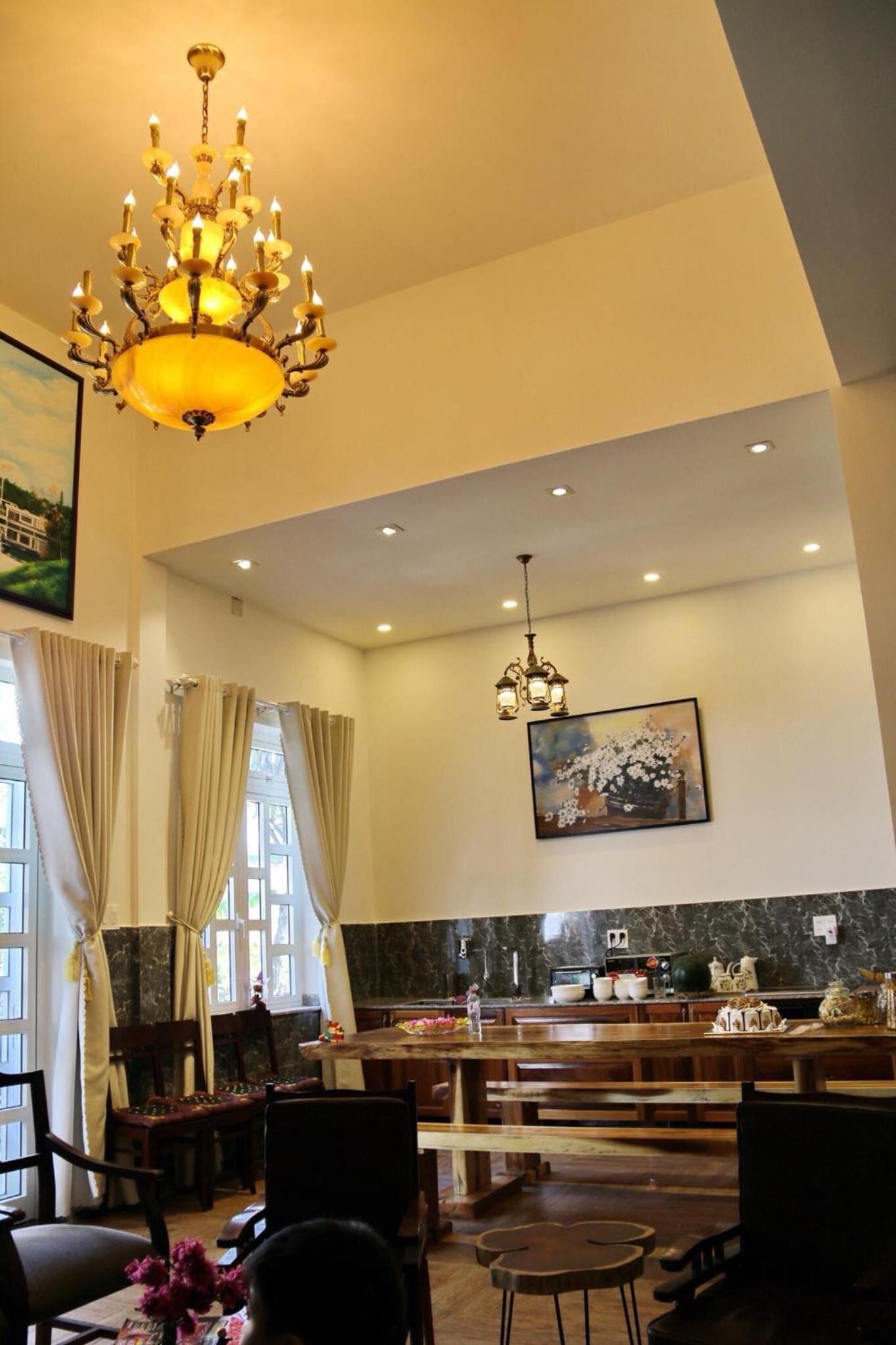 De Daisy Villa Homestay