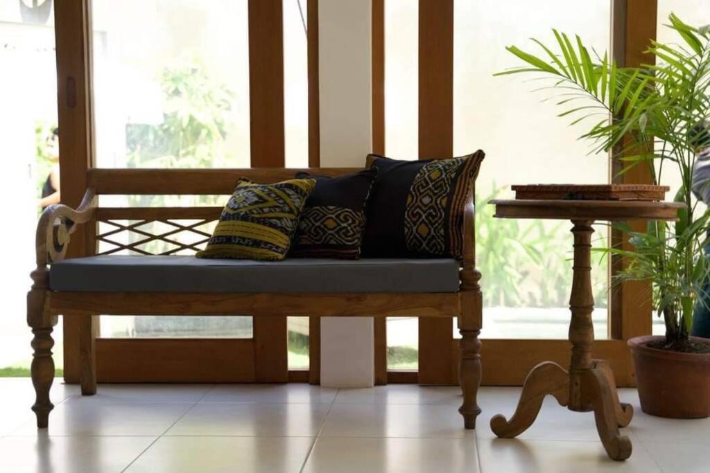 Dwipa Peaceful, spacious 2 bedroom villa view 3