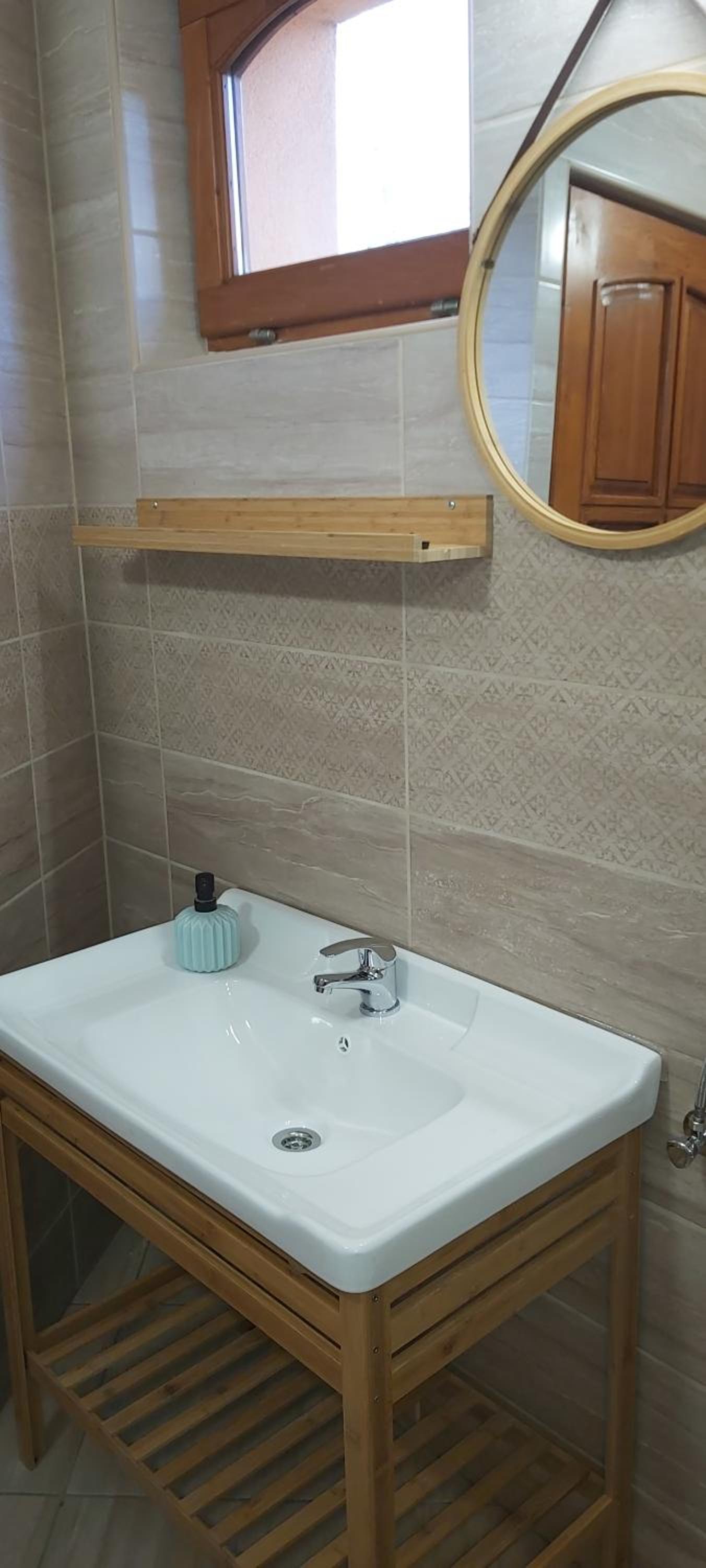 Photo 34