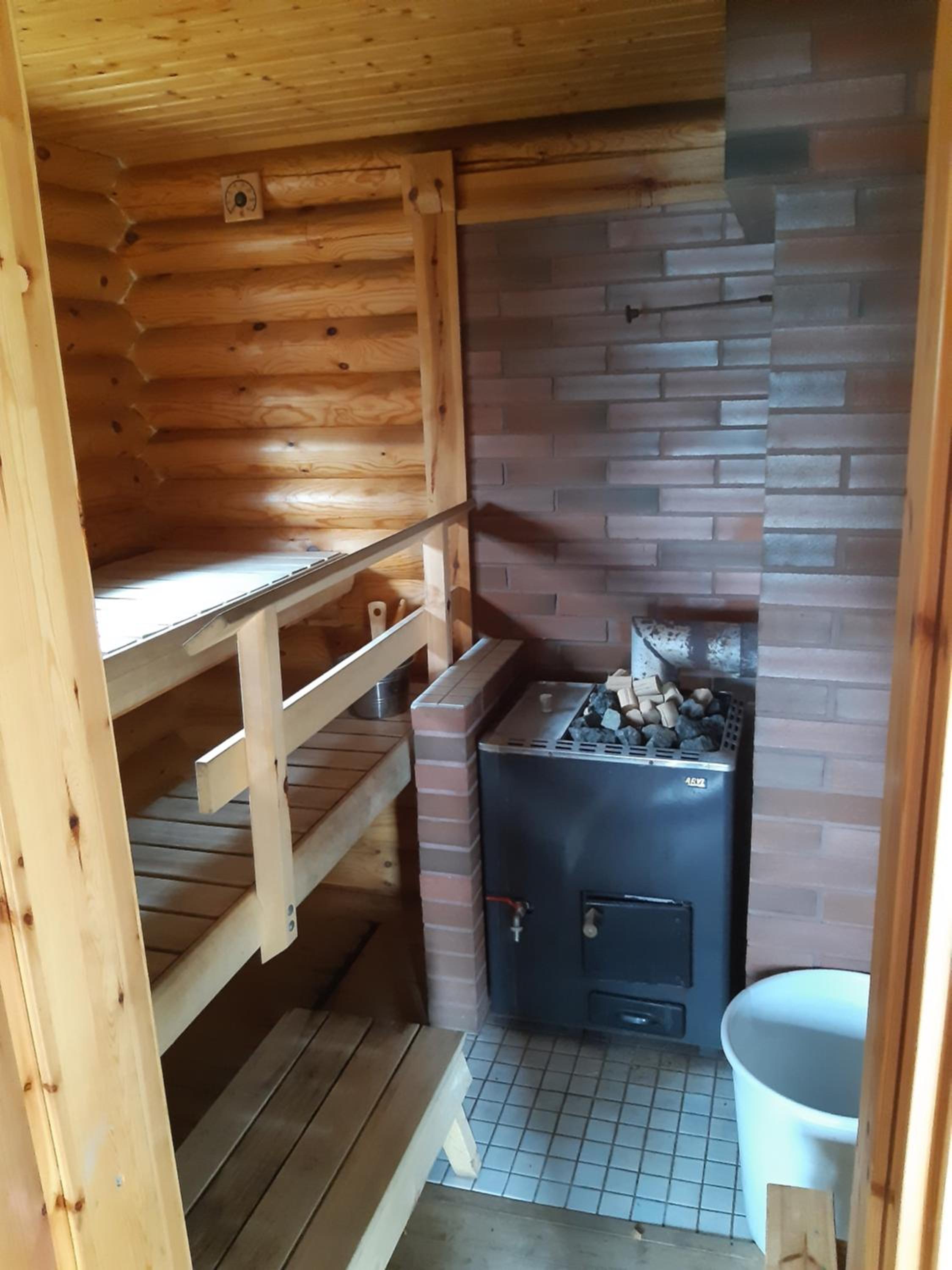 Photo 18
