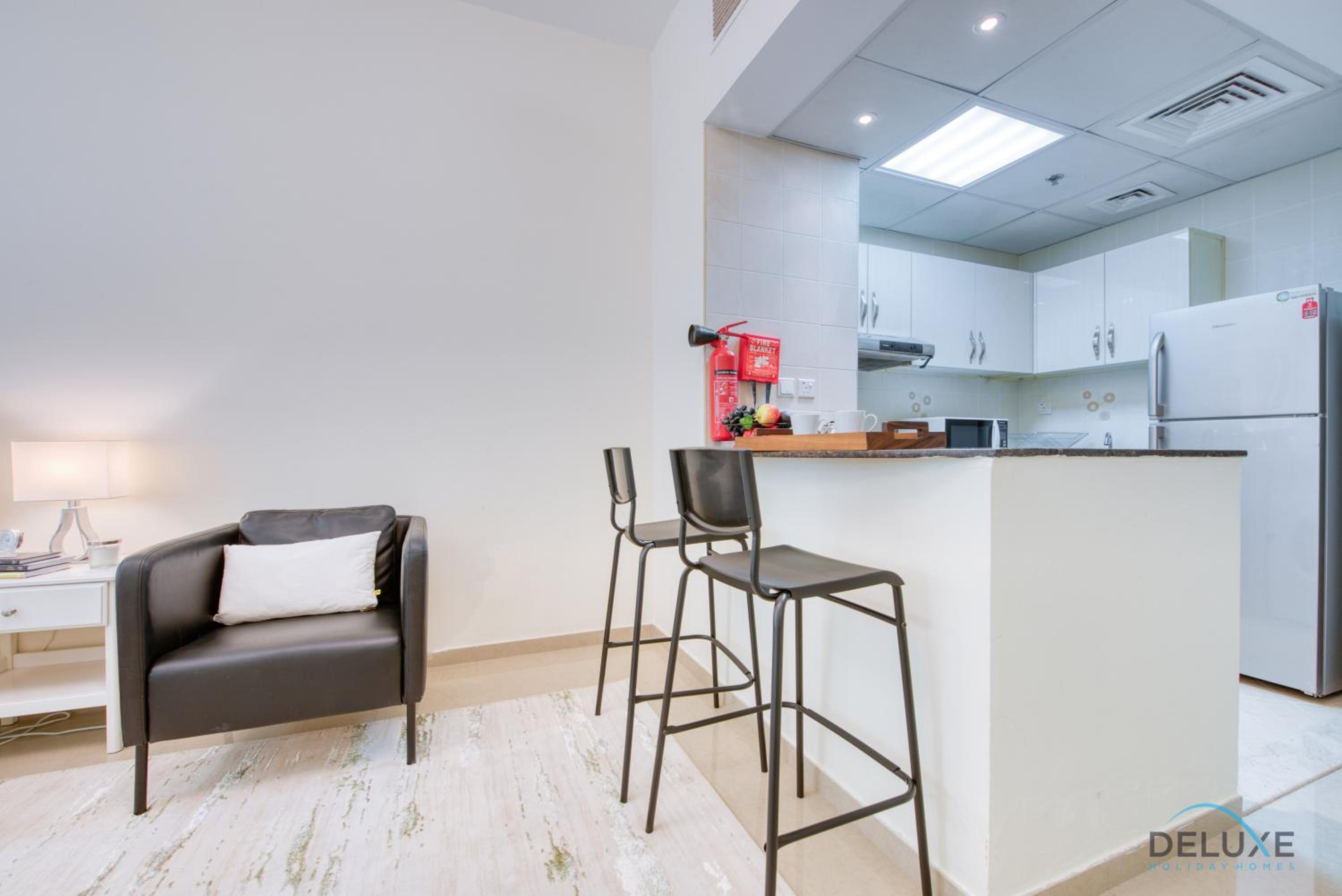 Gentle Studio in Uniestate Sports Tower Dubai Sports City by Deluxe Holiday Homes