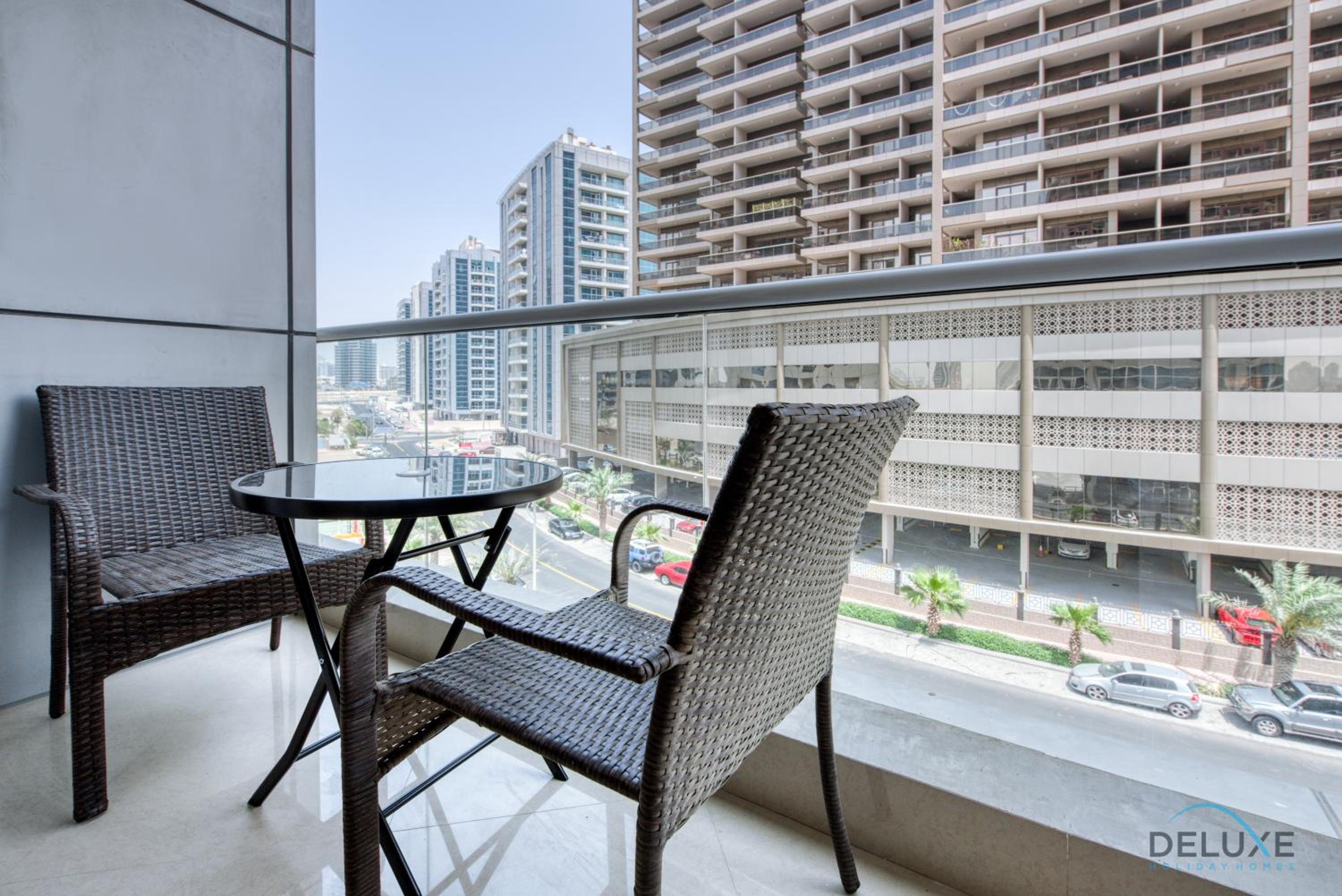 Gentle Studio in Uniestate Sports Tower Dubai Sports City by Deluxe Holiday Homes
