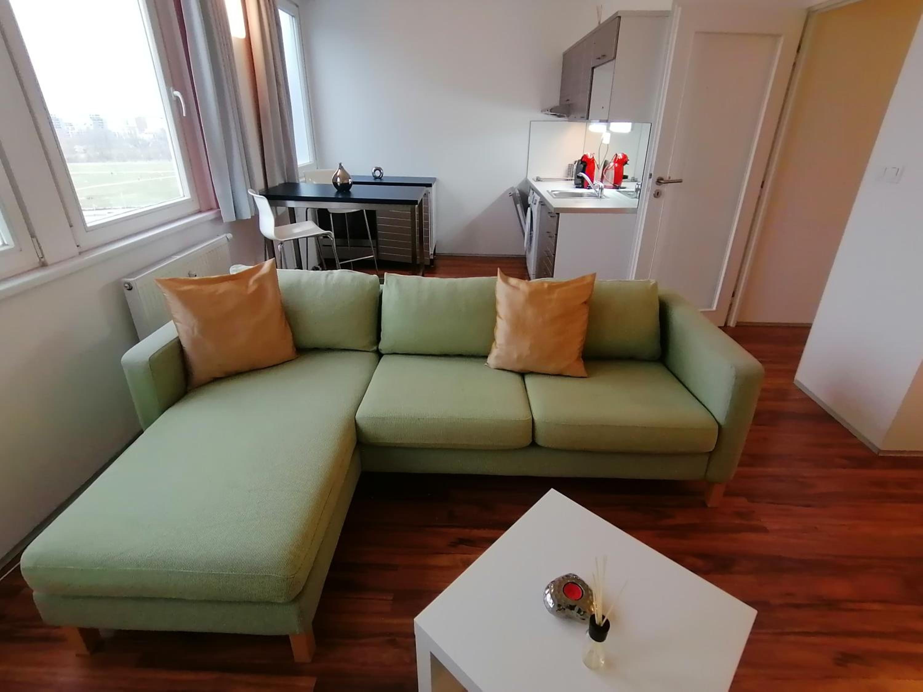 Golden Family Apartments