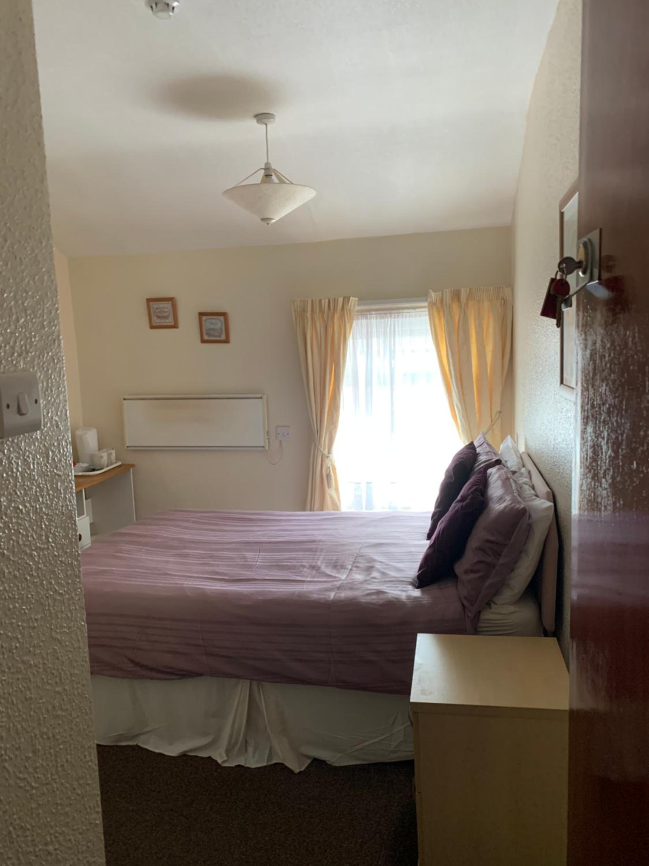 Alondra Hotel