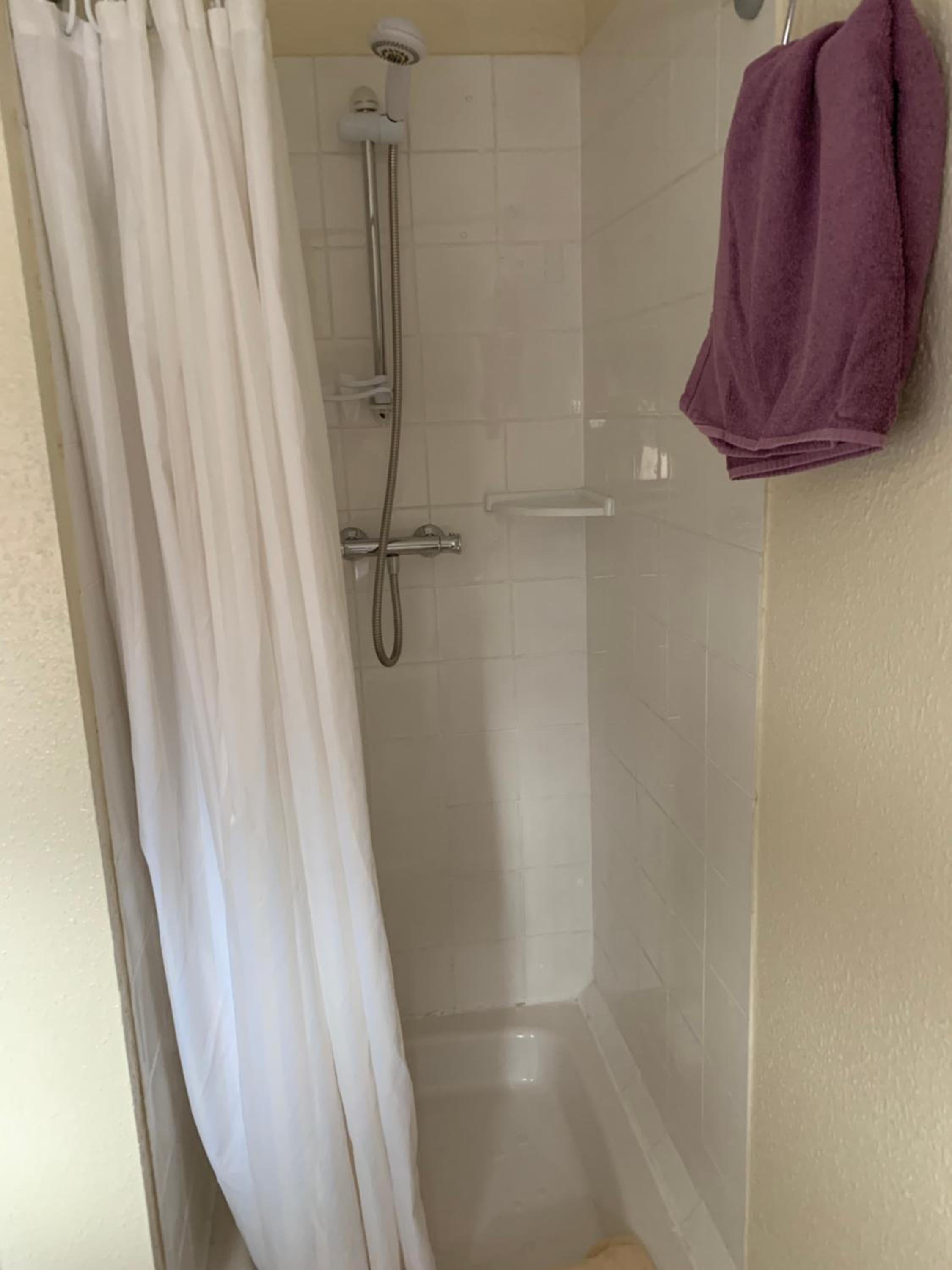 Alondra Hotel