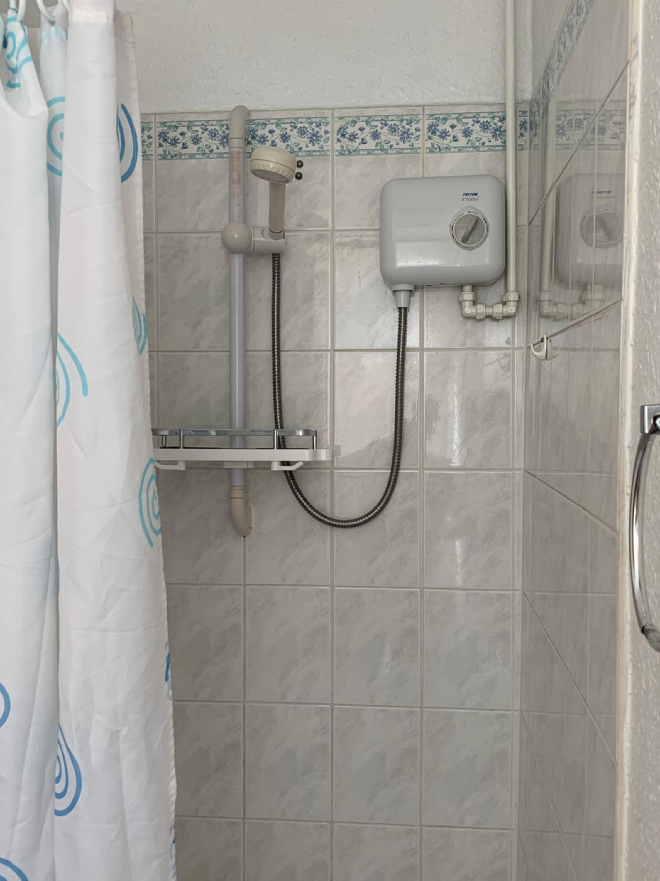 Alondra Hotel