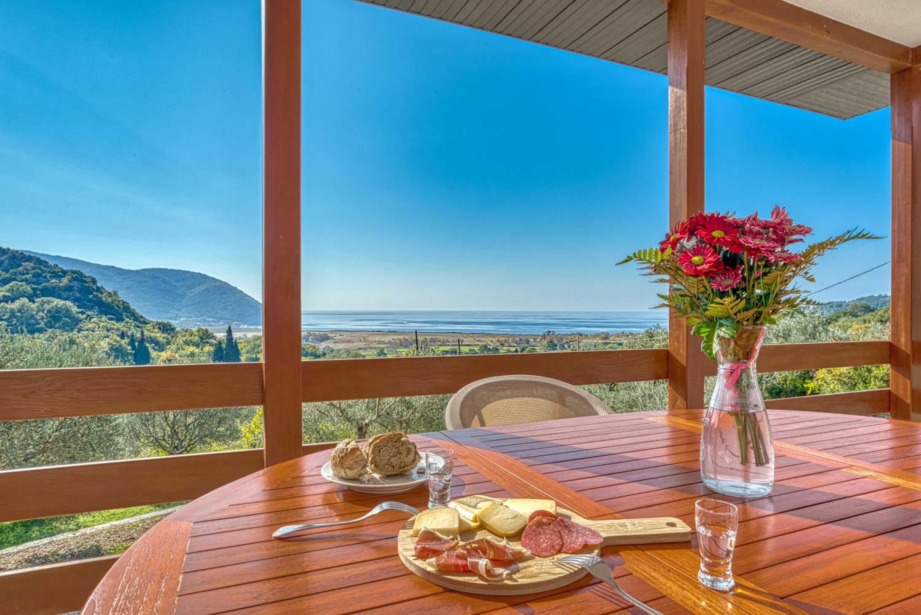 Two Bedroom House with Sea View MAJ view 3