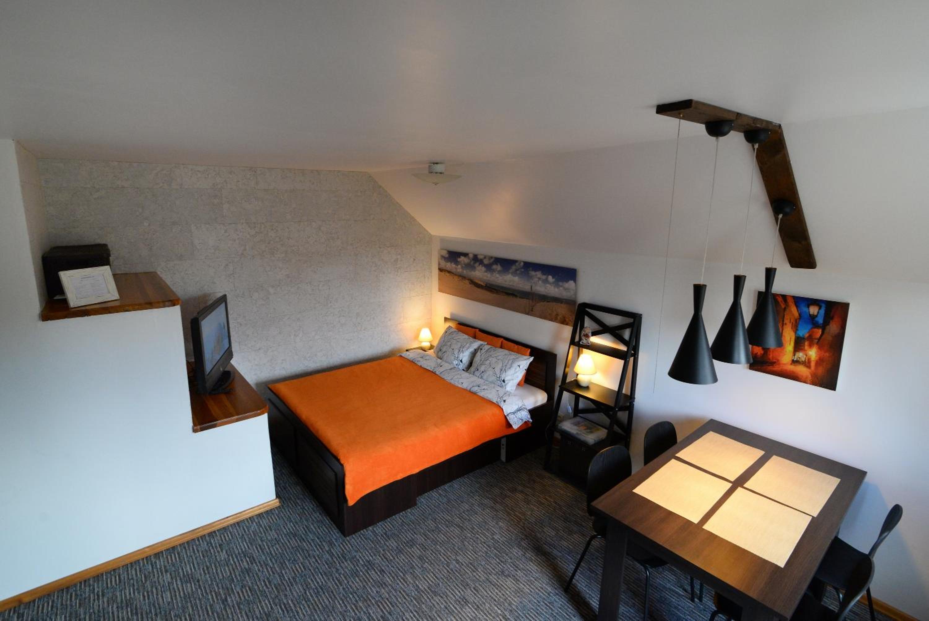 Apartment 5A view 4