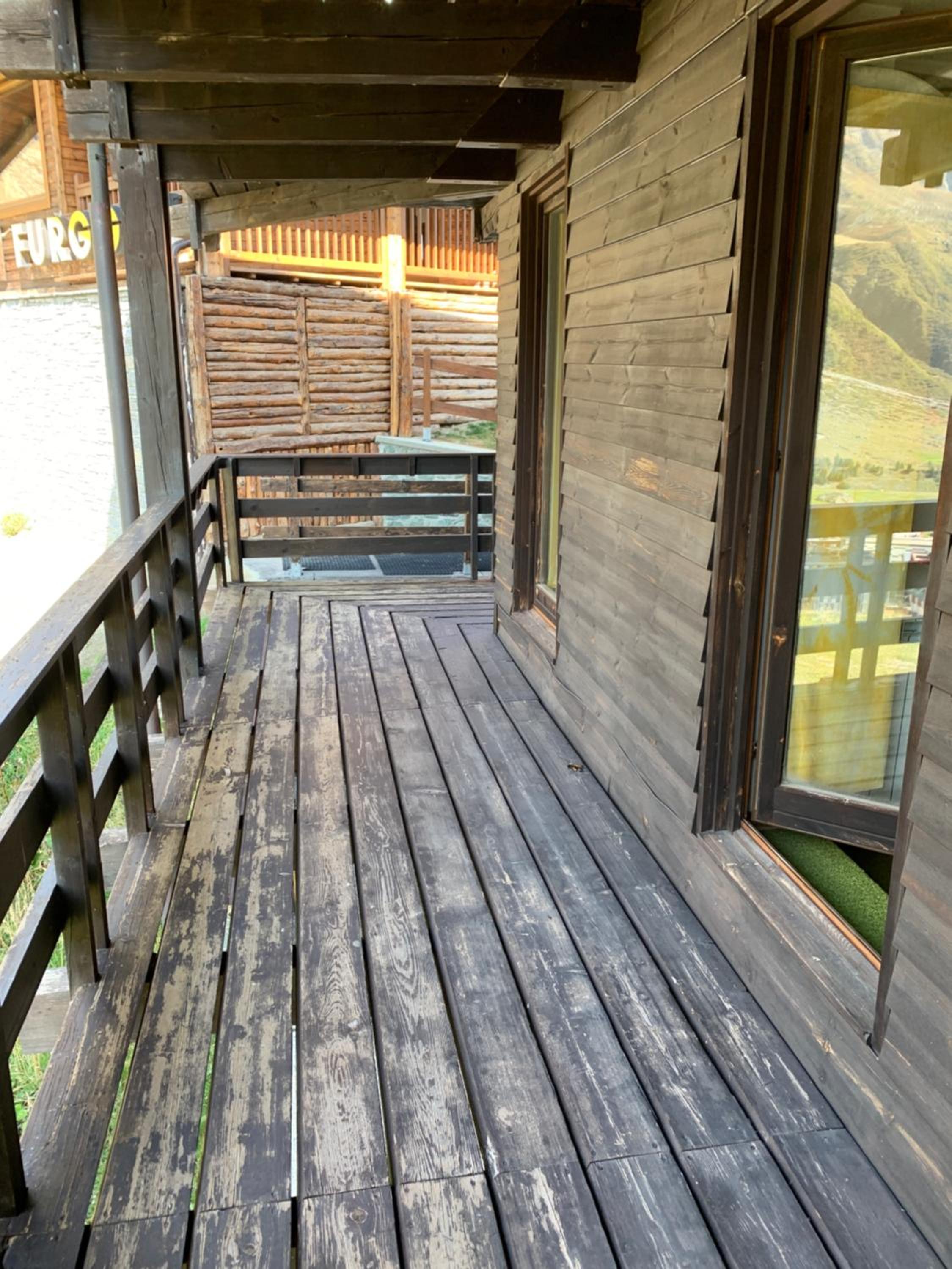 Photo 33