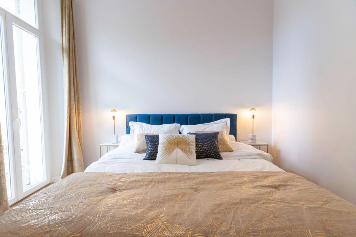 SERRENDY Luxury 2-bedroom apartment dowtown photo 3