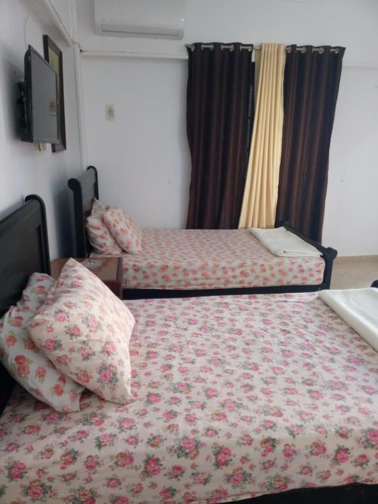 Chalet2 A1 ground floor sea view with 2 terraces 114 Green Beach view 2