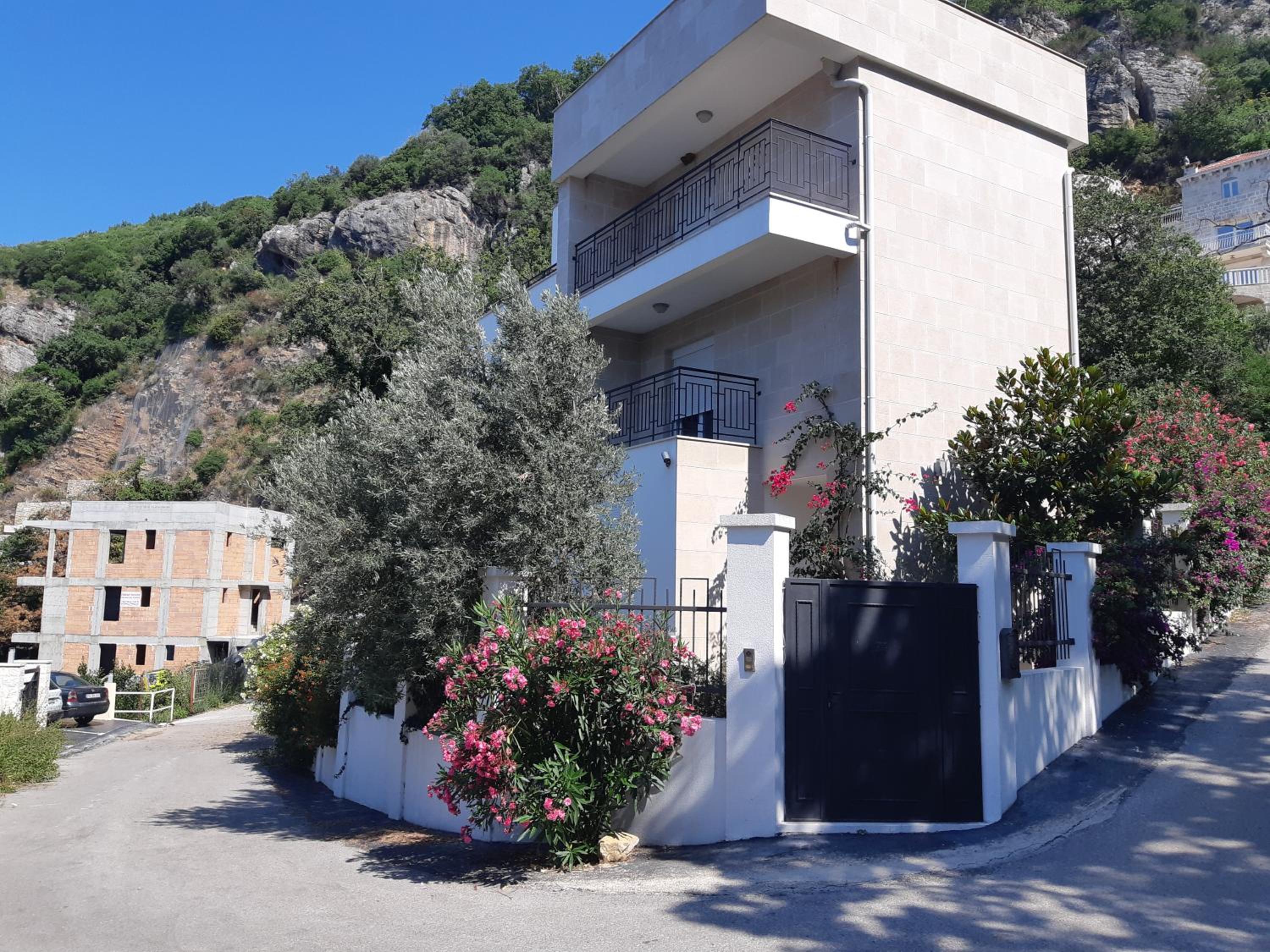 Apartments Villa Simonovic view 4