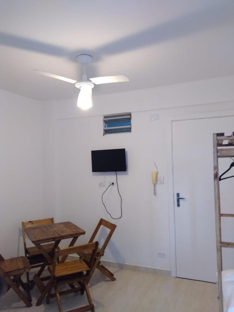 Sala living vista mar Wi-fi e smart tv view 3