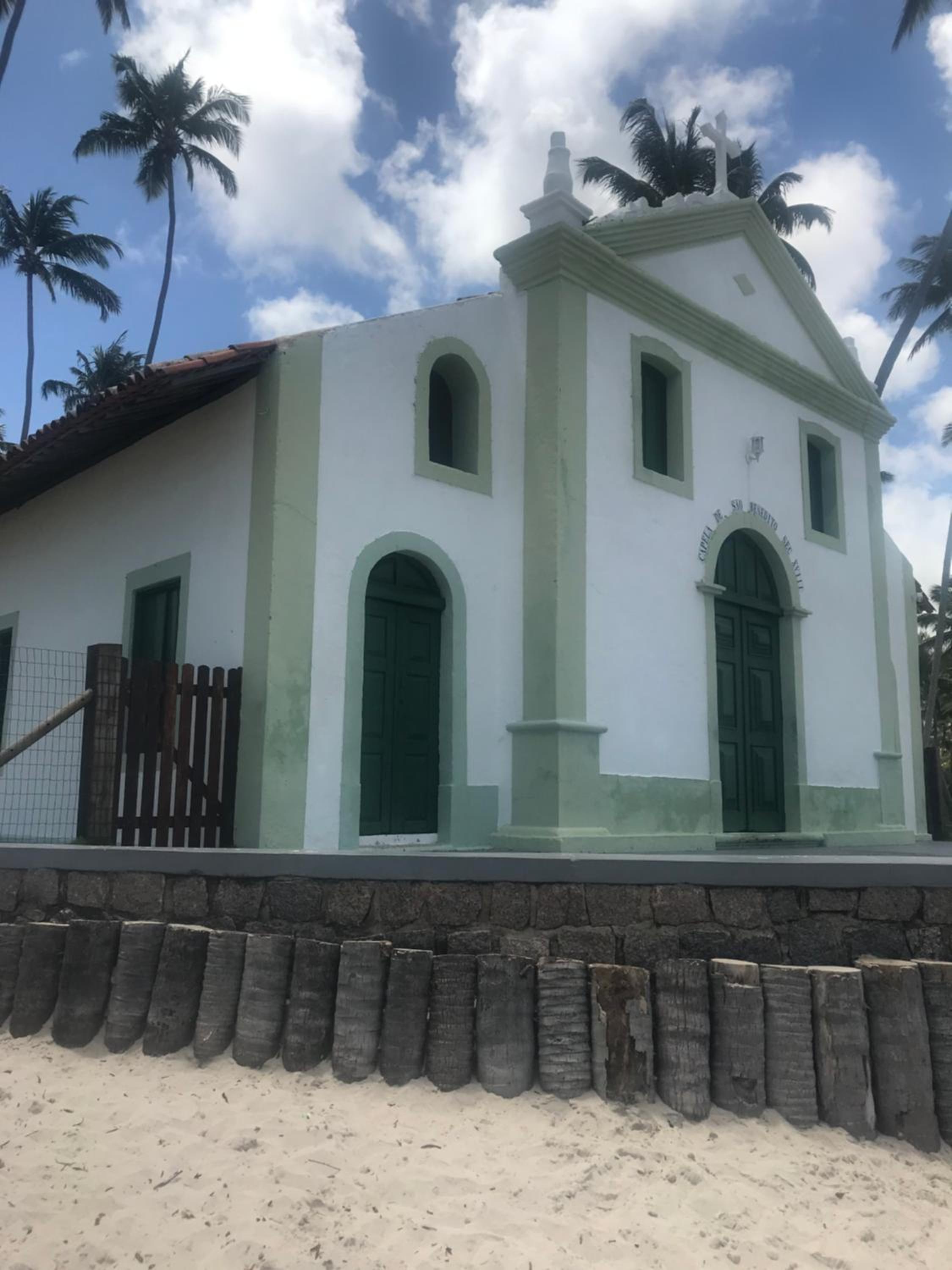 MAUÍ BEACH RESIDENCE - Beira-mar Tamandaré- Próximo a Igreja de São Pedro- PE