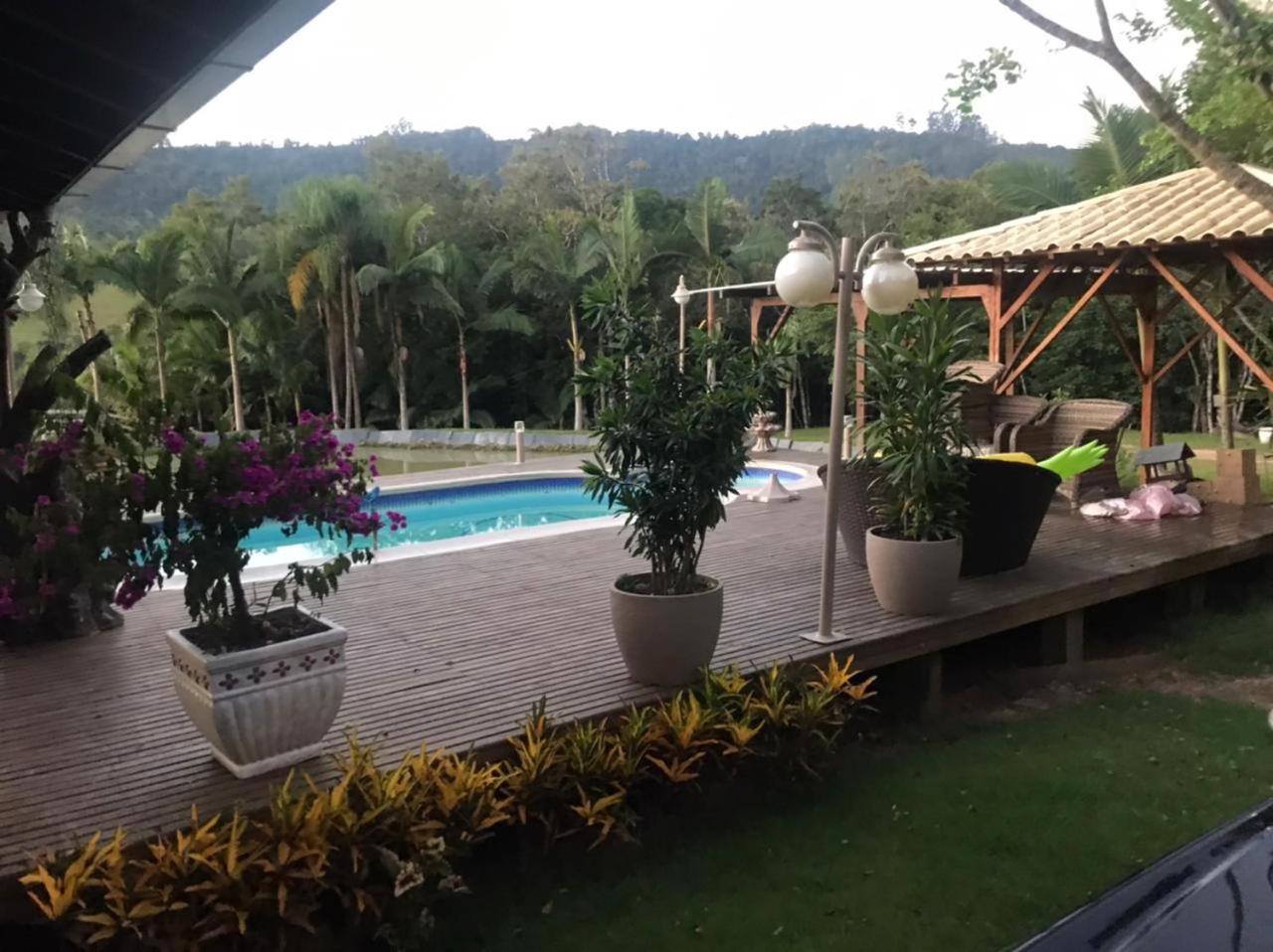 Lindo sítio com belíssima paisagem para descansar