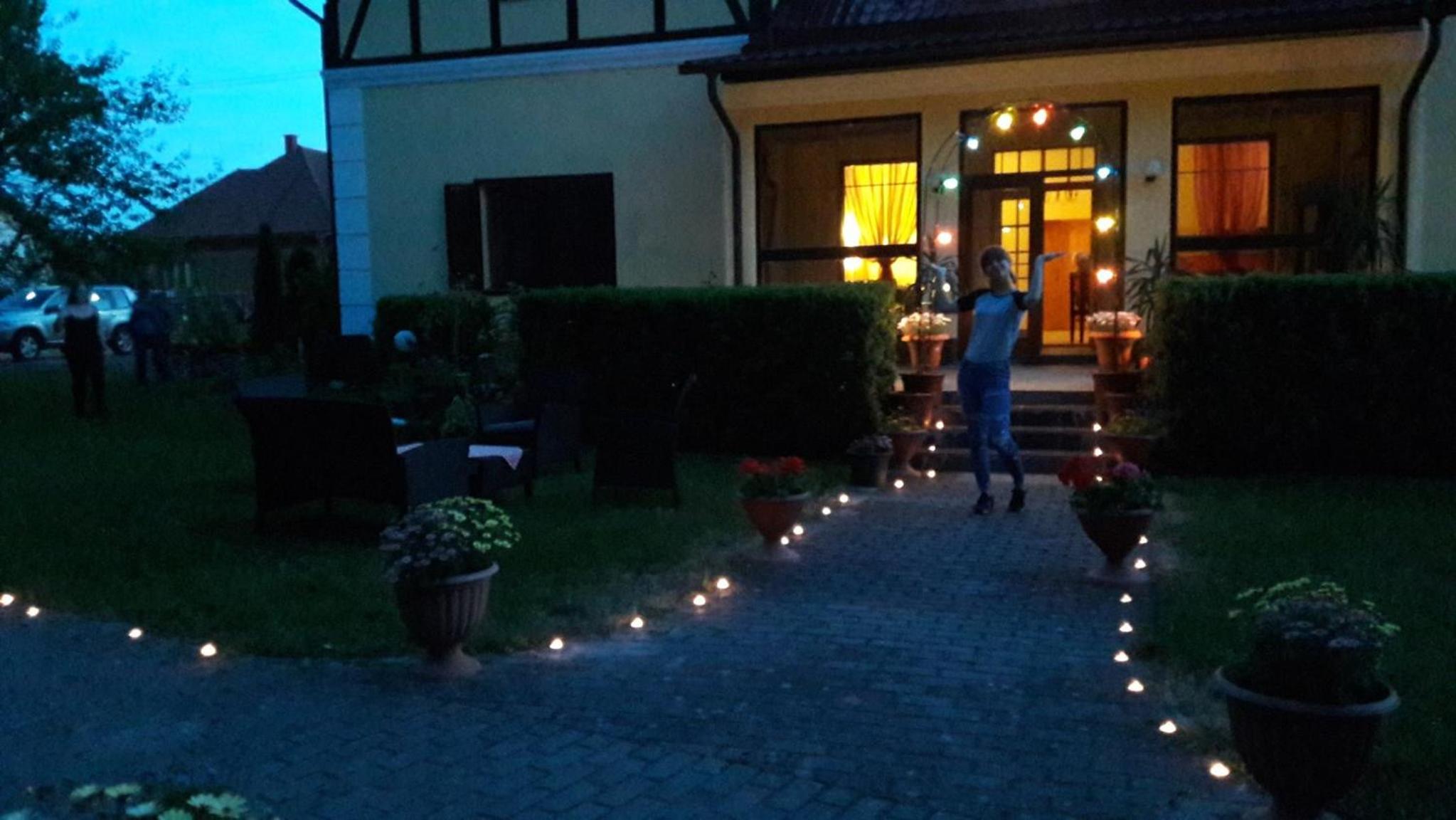 Photo 42