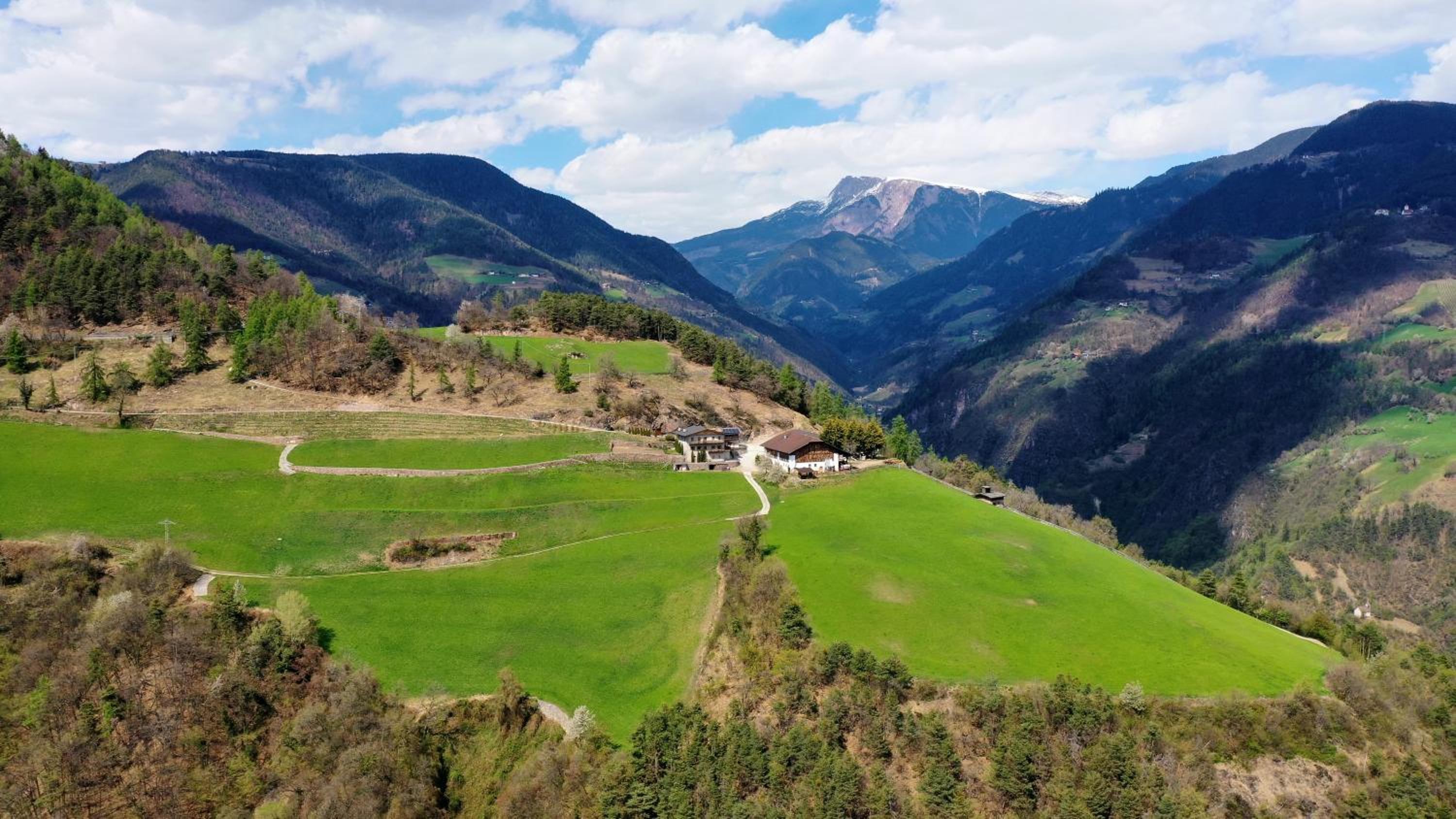 Unterkofler Farm Holiday - Peaceful Nature Stay with Stunning Panoramic Views near Bolzano view 3