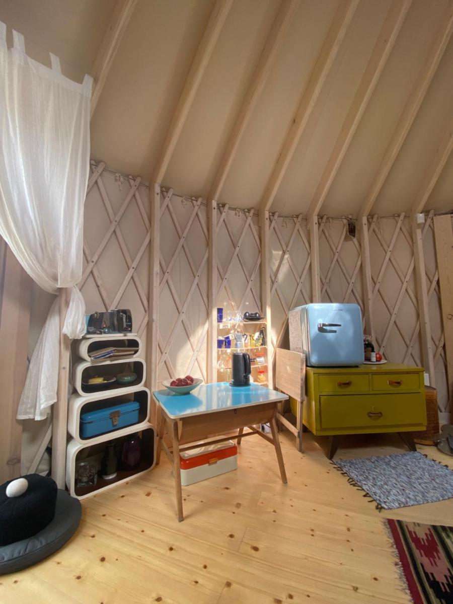 Black Yurt Chromiec view 5
