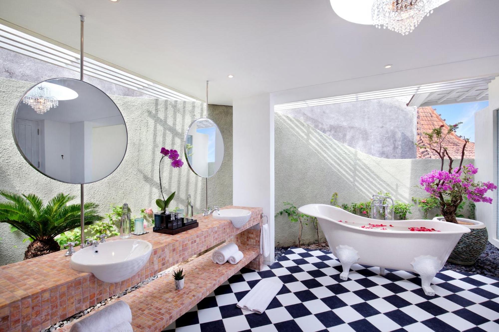 Hidden Hills Villas - Small Luxury Hotels of The World