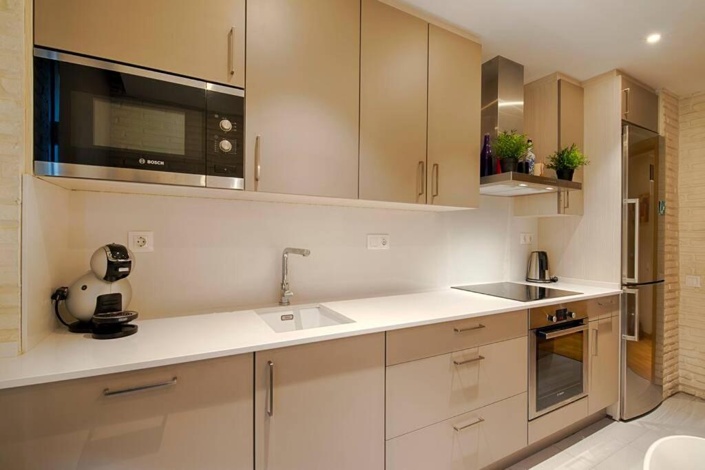 Great and Seaside Flat