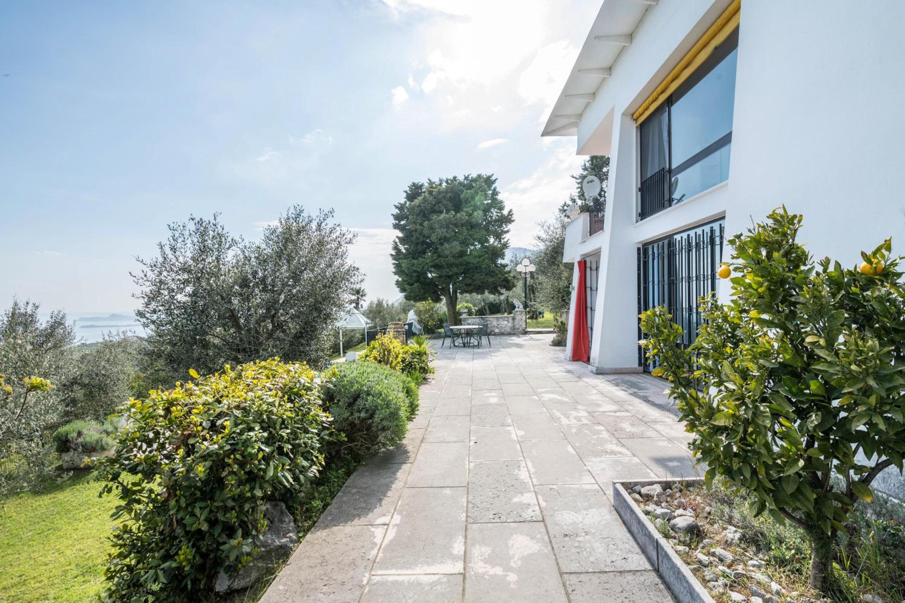 Villa Bianca view 4