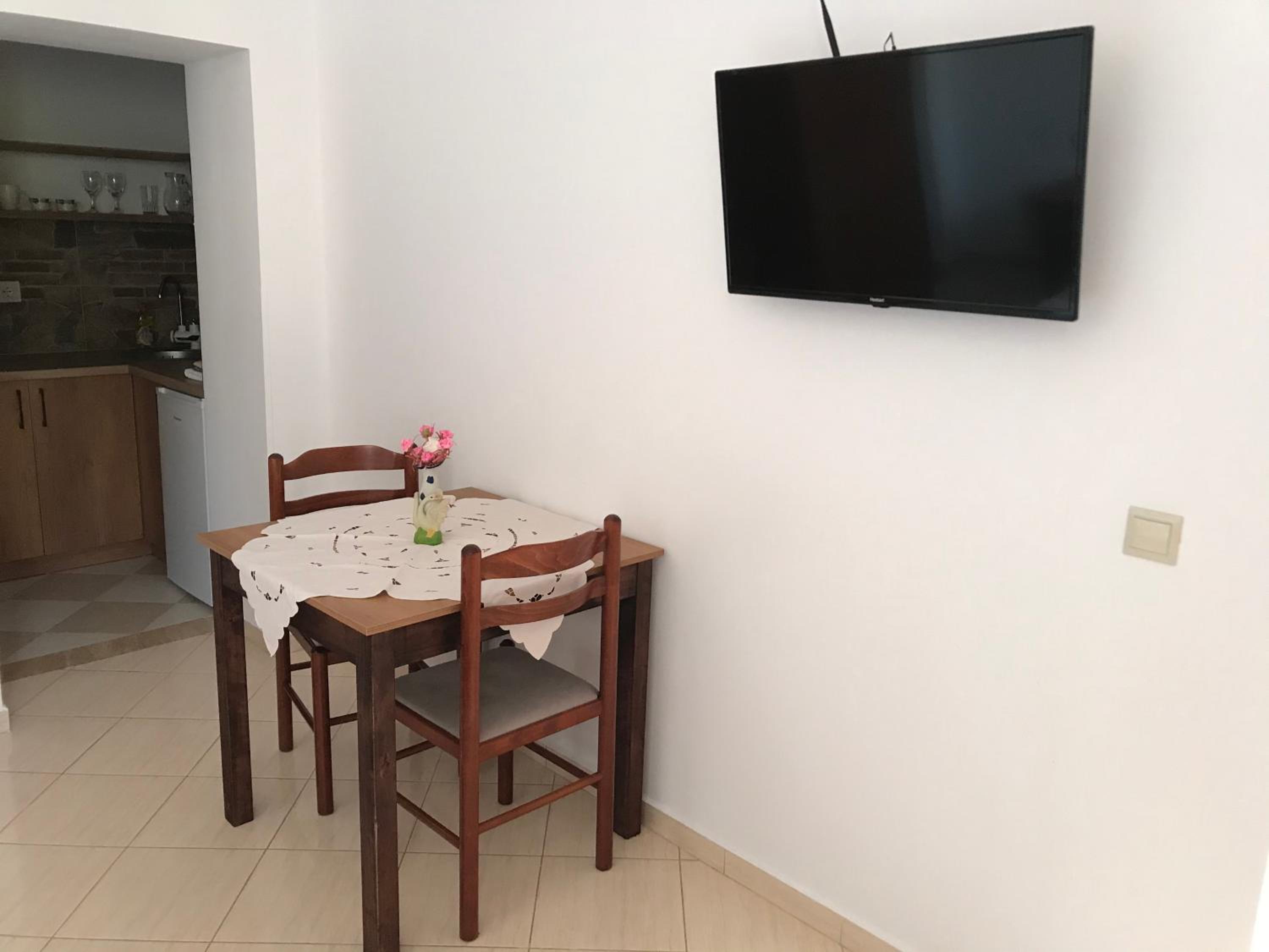 Elti Apartment