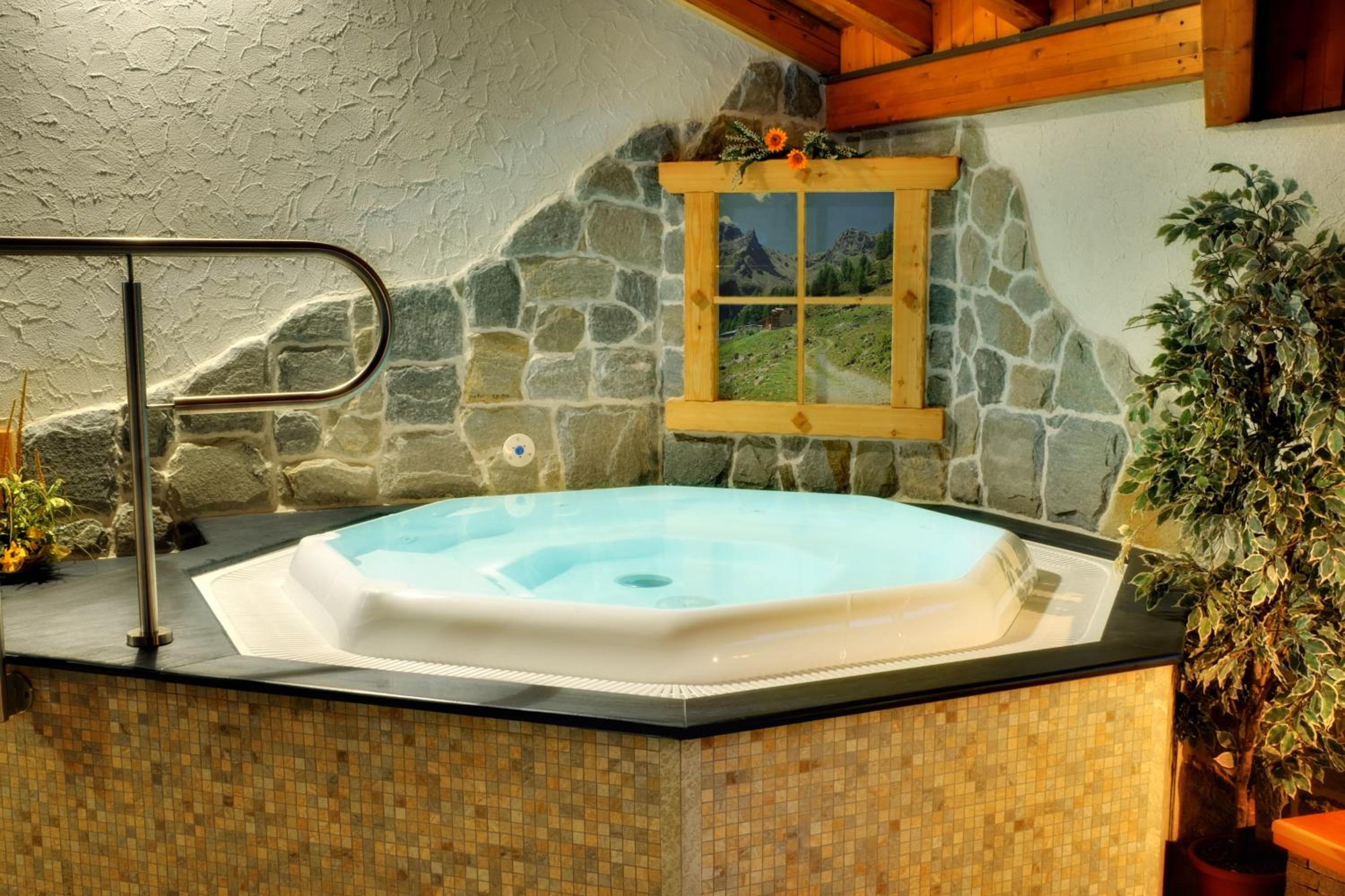 Jacuzzi