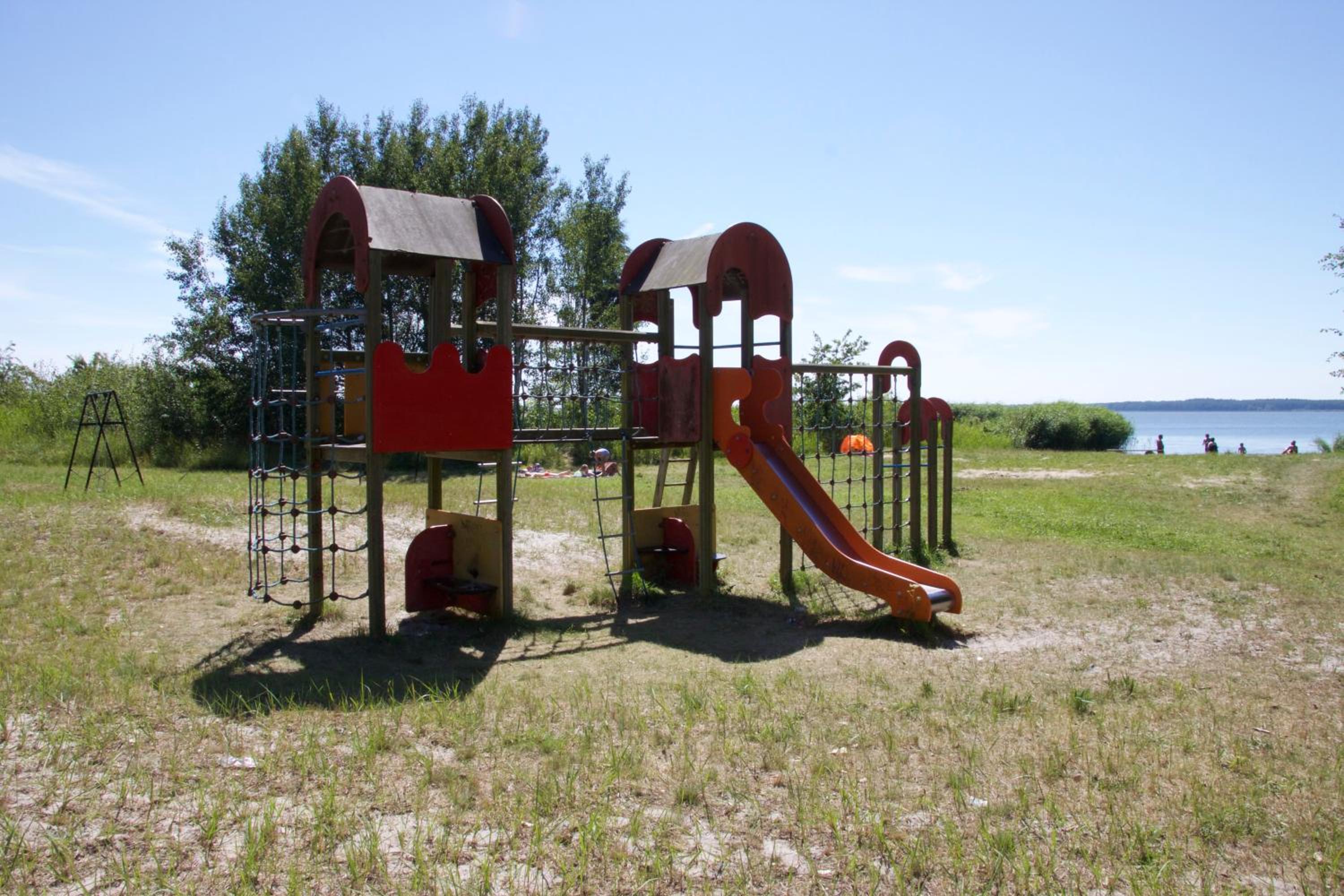 Photo 8