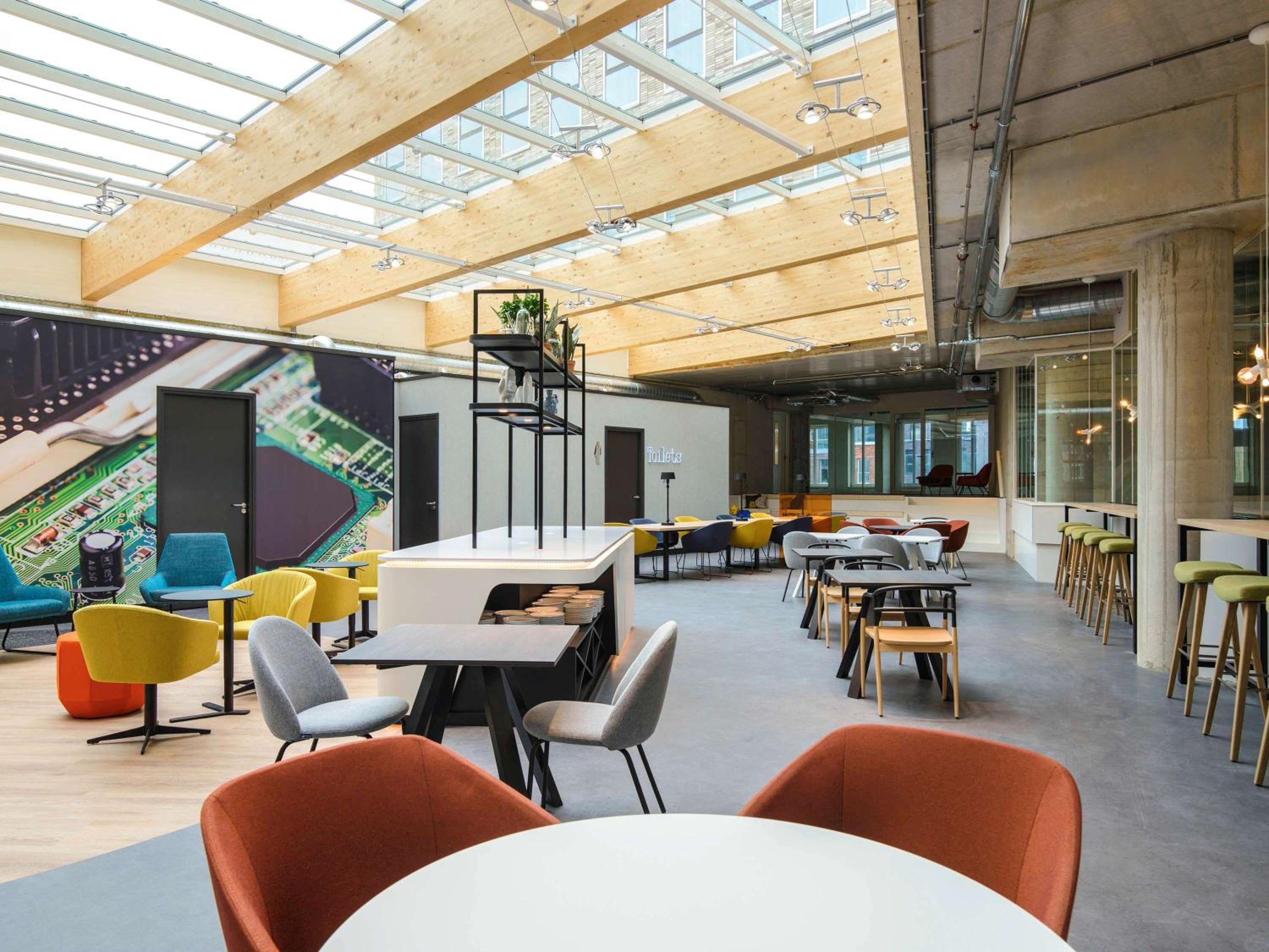 Hotel ibis Styles Delft City Centre - Image 1