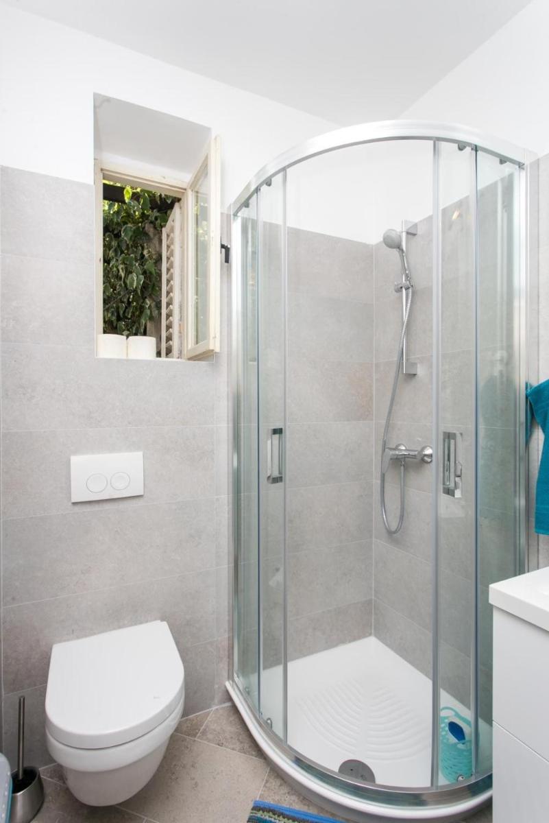 Apartment & Room Cvita