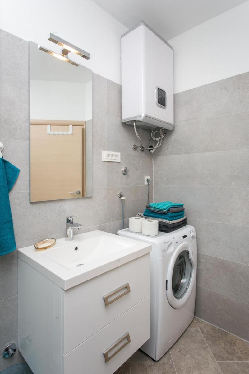 Apartment & Room Cvita