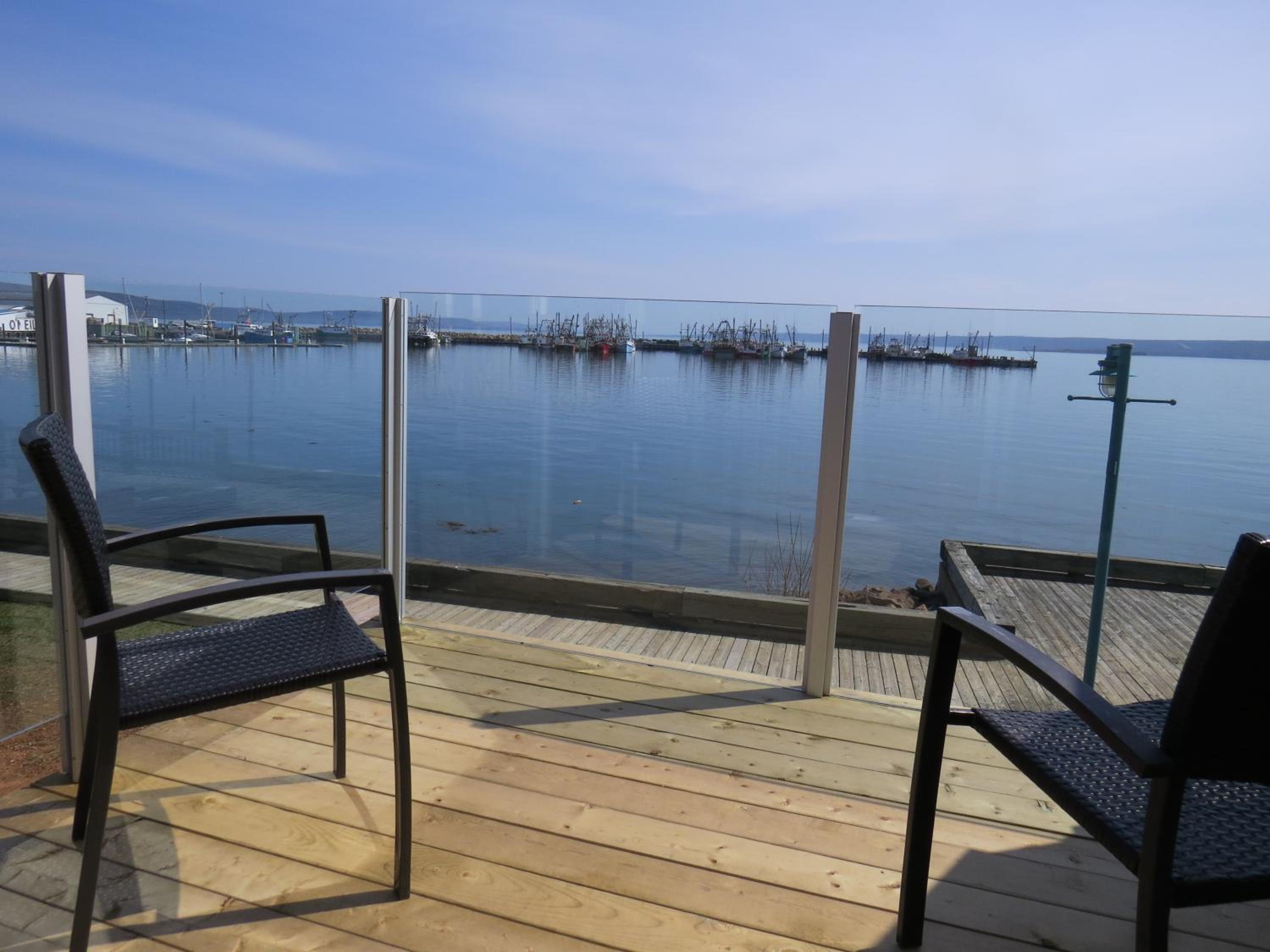 Dockside Suites