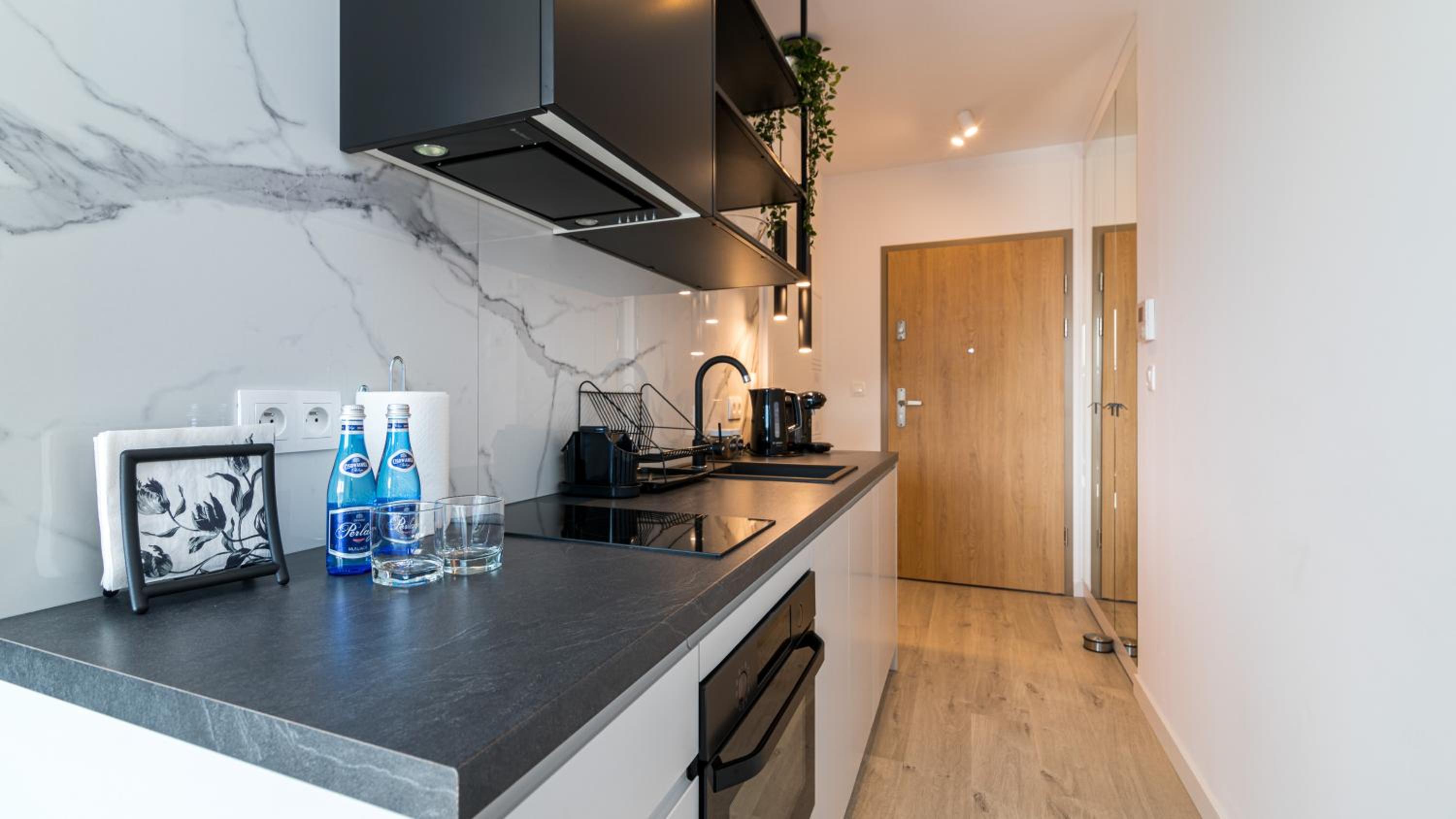 17th Floor Sea View - BillBerry Apartments view 4