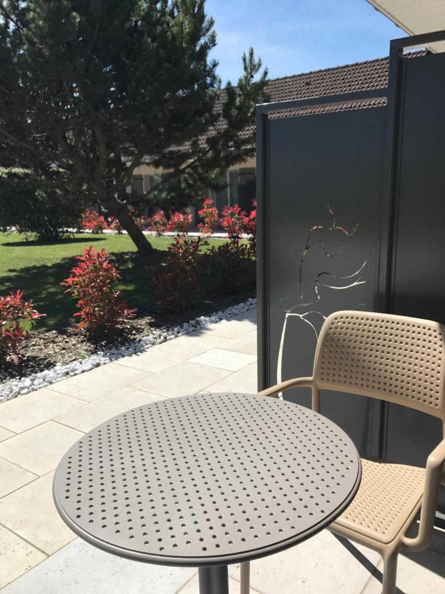 outdoor BBQ area