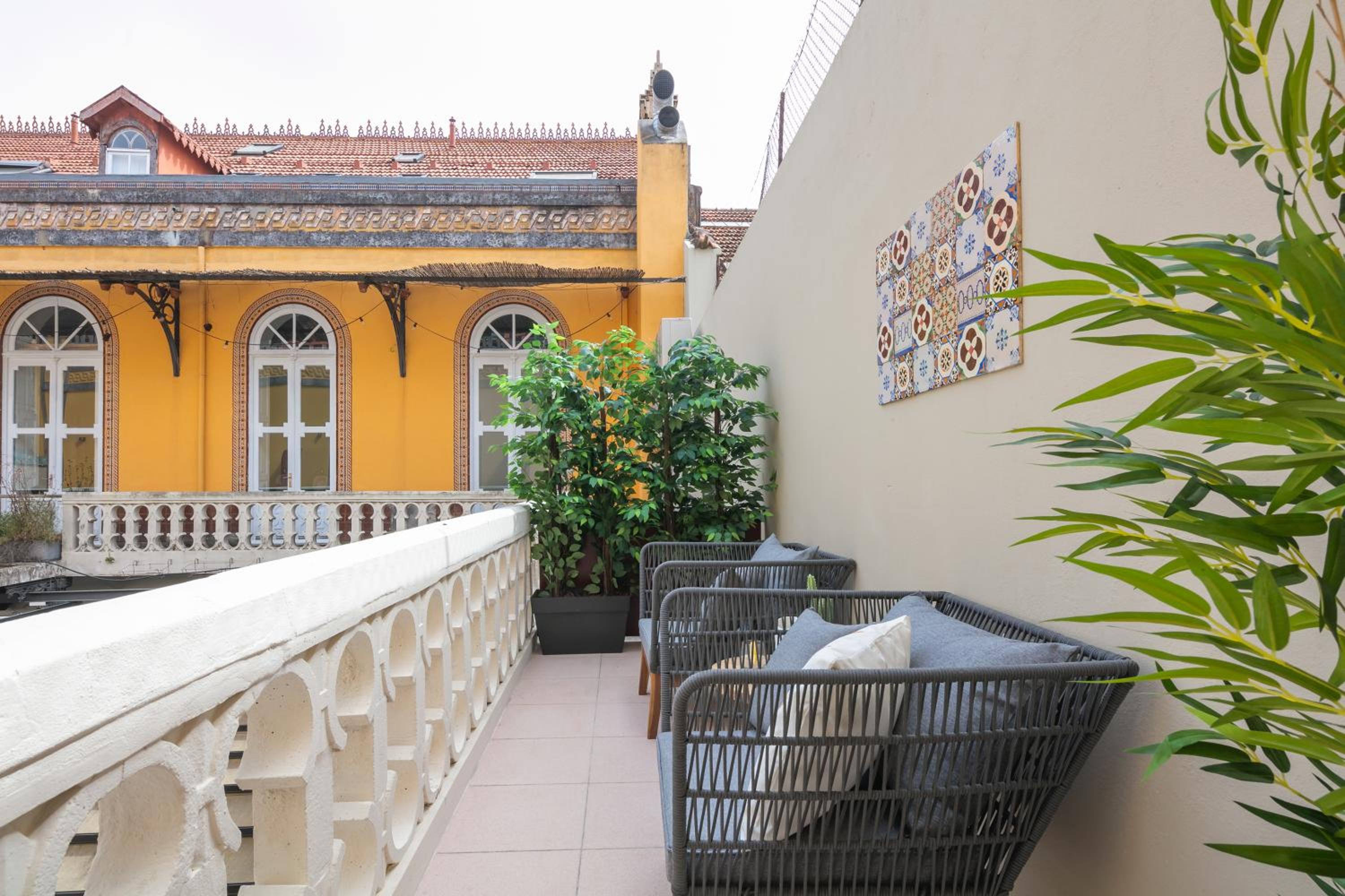 balance & terrace