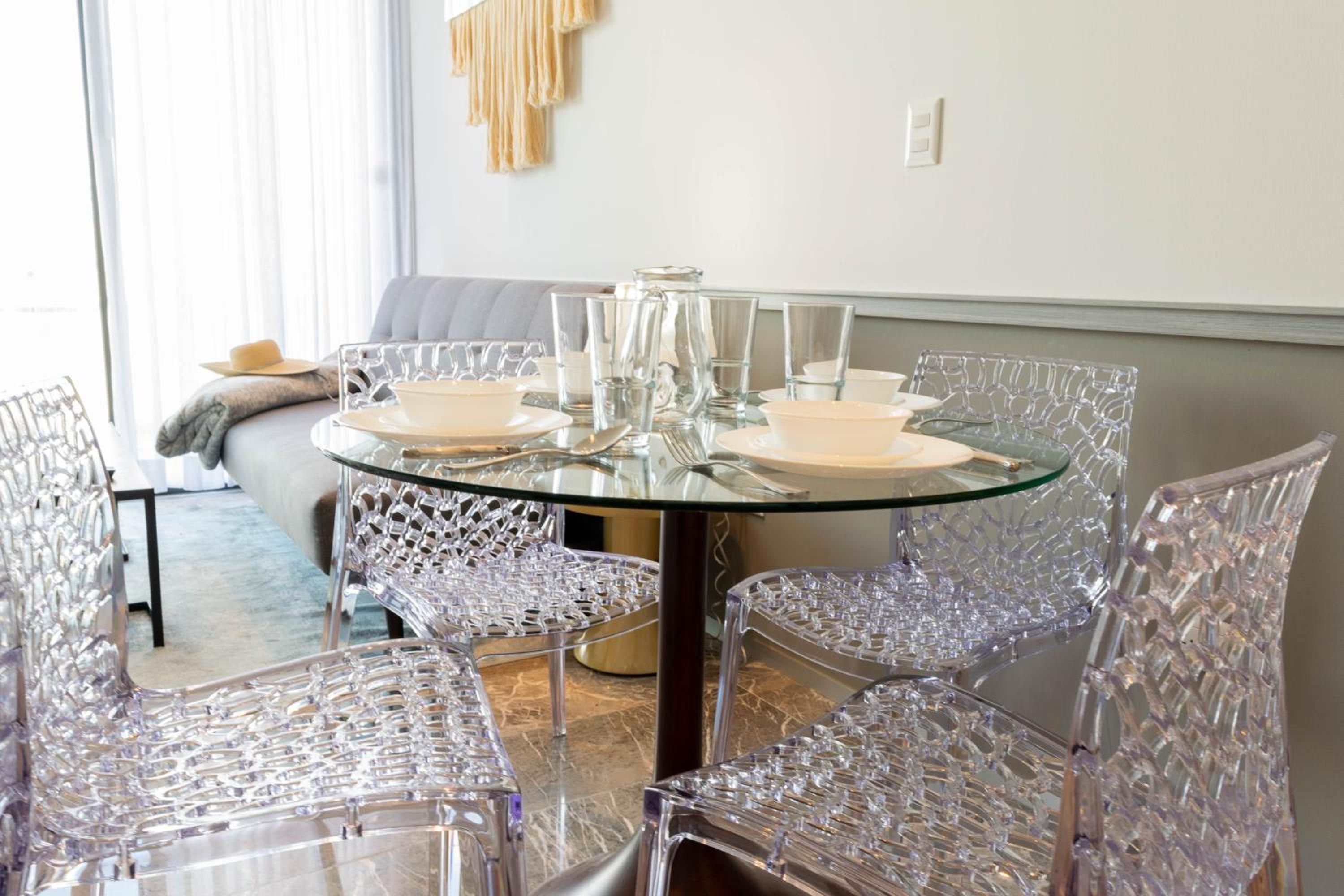 Singular by Stella Rentals