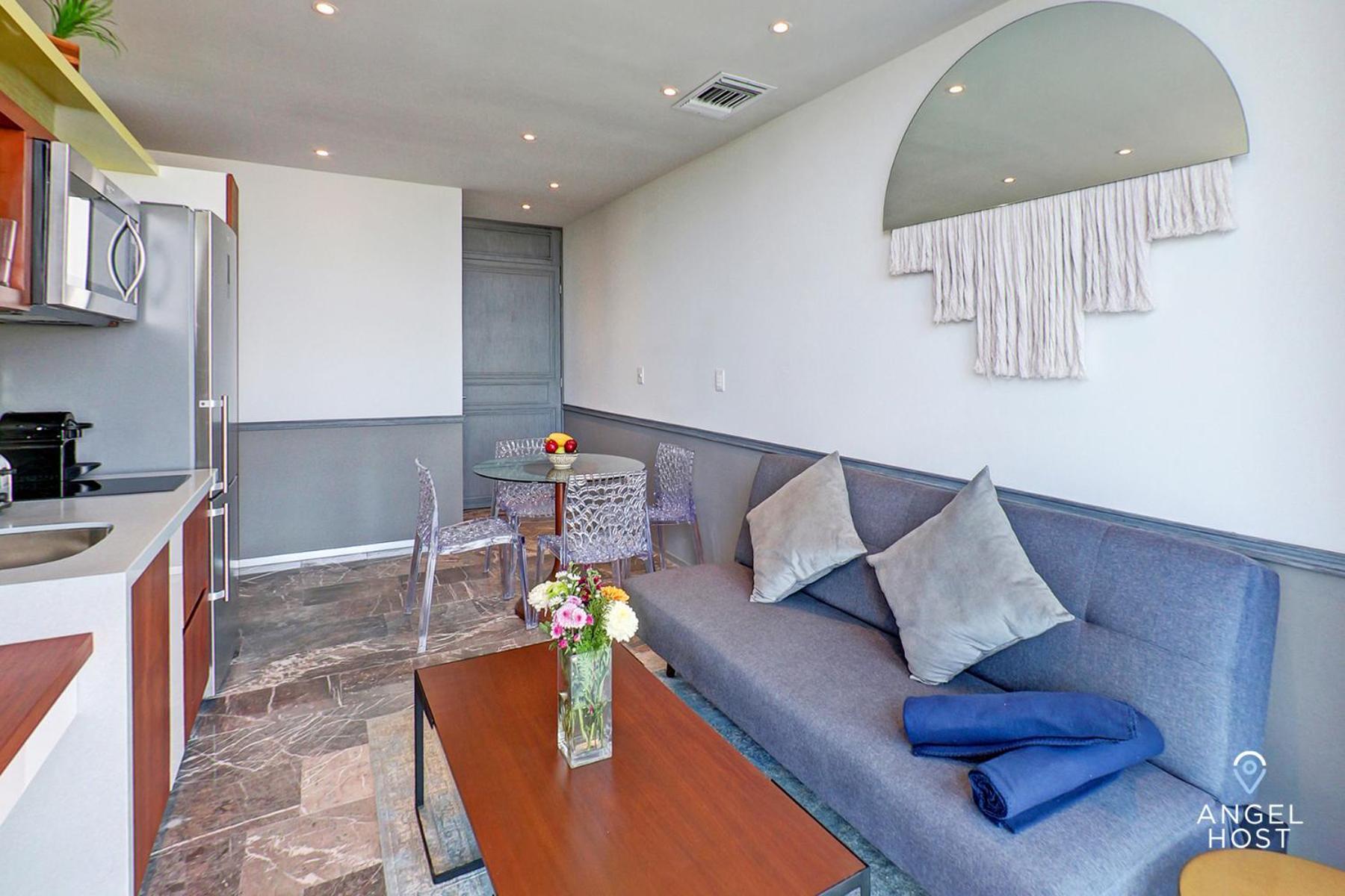 Singular by Stella Rentals